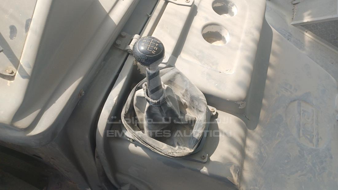 2013 Tata 1618 — Gear View — Photo 17