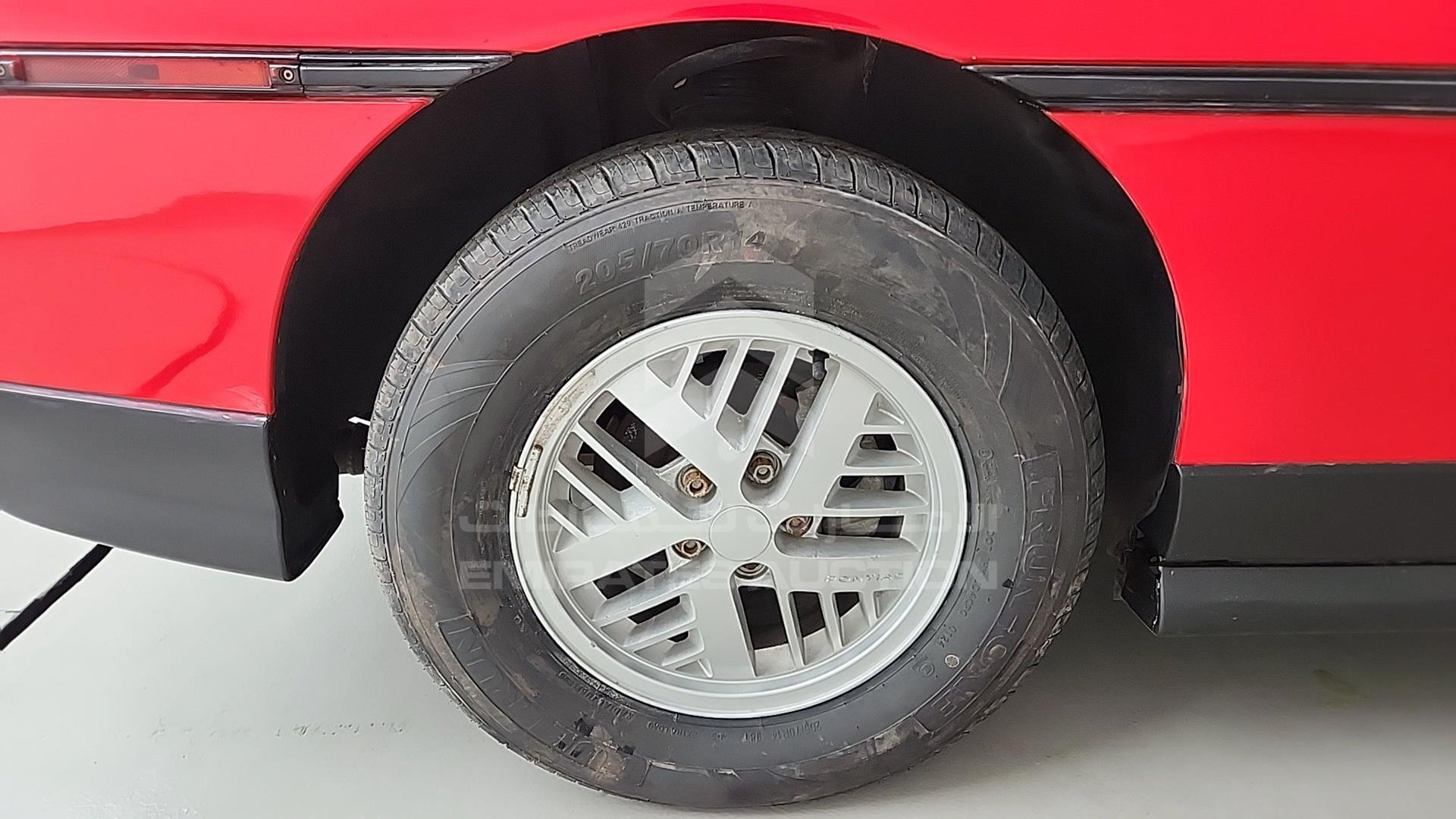 1986 PONTIAC FIERO VIN: 1G2PF3798GP211097