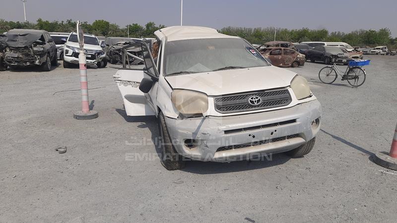 VIN: JTEHH20V955007456 Auction: EmiratesAuction Lot: 343812 JTEHH20V955007456 Toyota RAV 4 2005 BLACK Photo 8