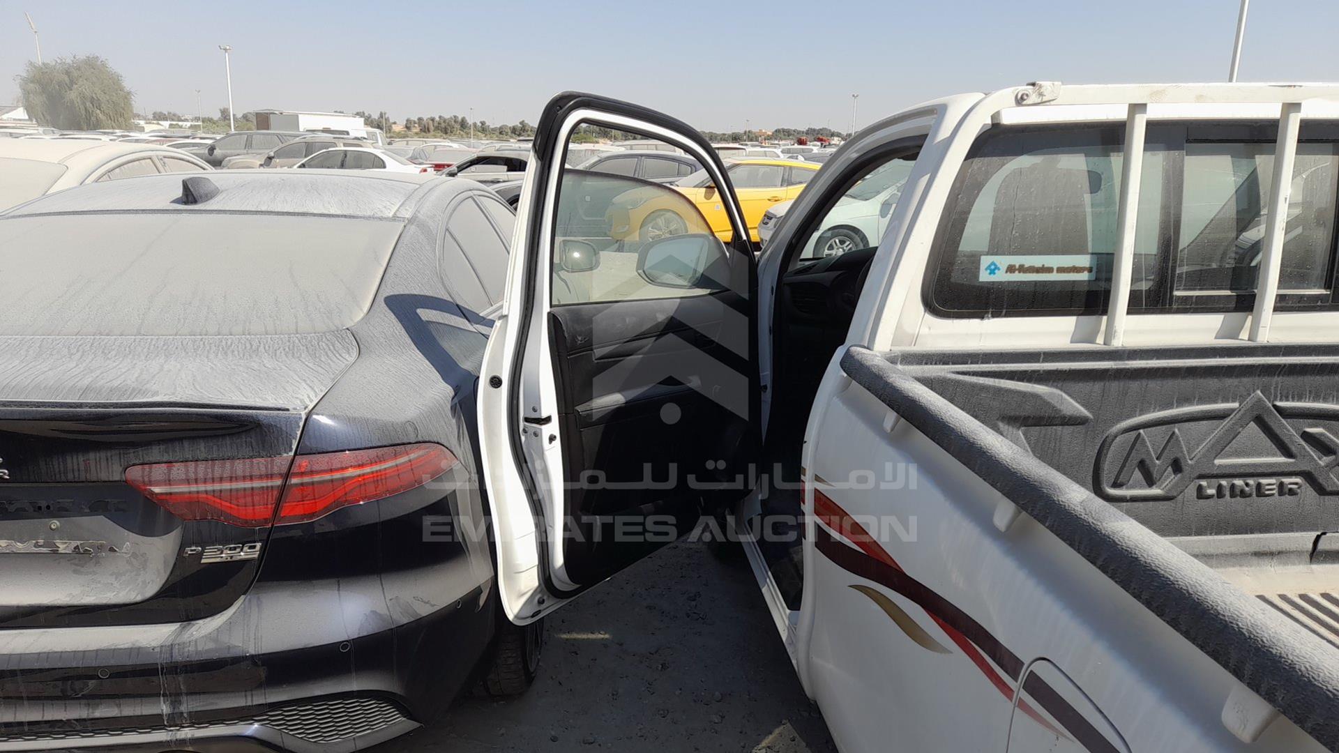 2020 TOYOTA HILUX VIN: MR0CX9CB3L3960489