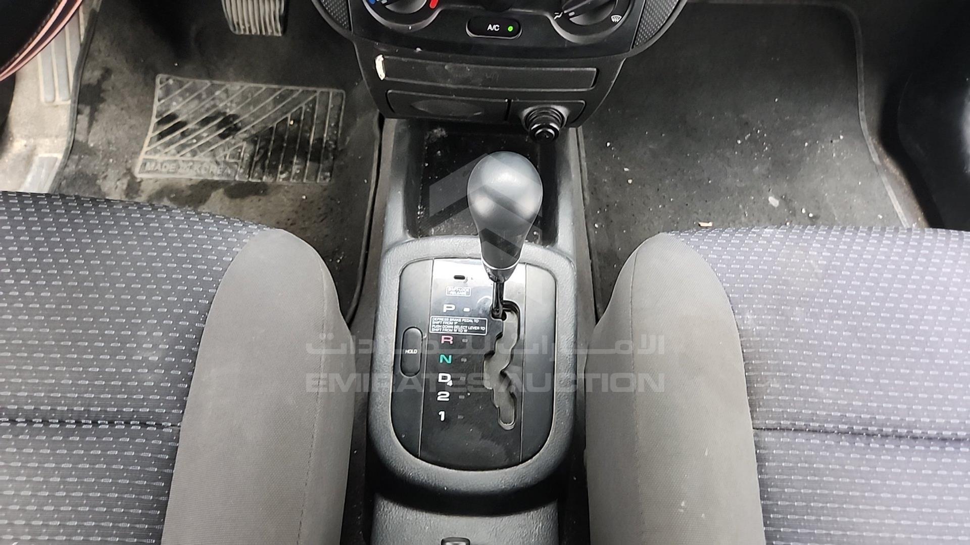 2006 CHEVROLET AVEO VIN: KL1TJ68Y36B507082