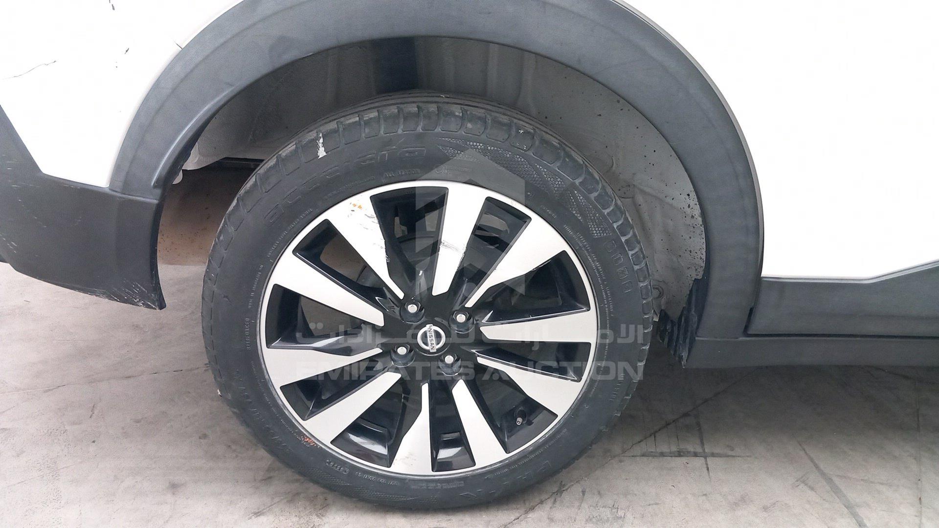 2018 NISSAN KICKS VIN: 3N1CP5C90JL484114