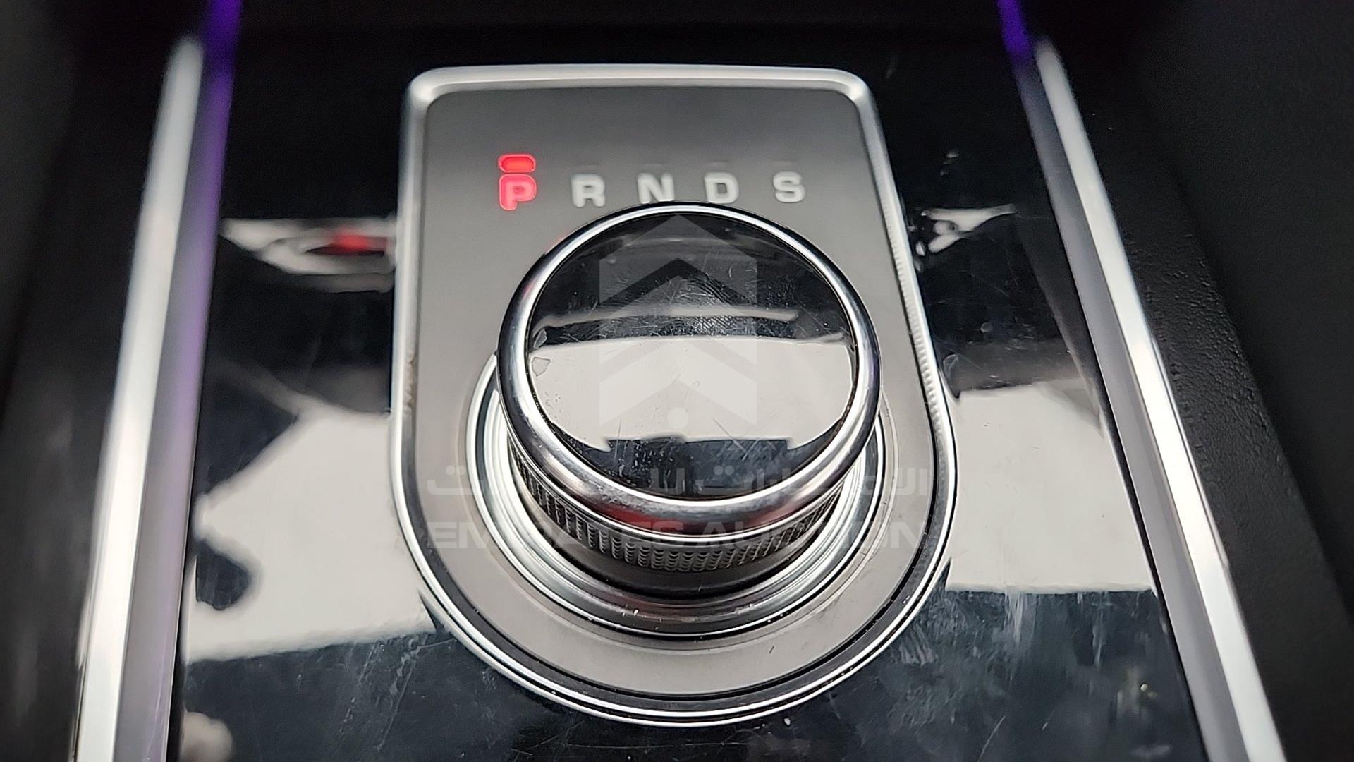 2018 JAGUAR F-PACE VIN: SADCA2BX3JA320008