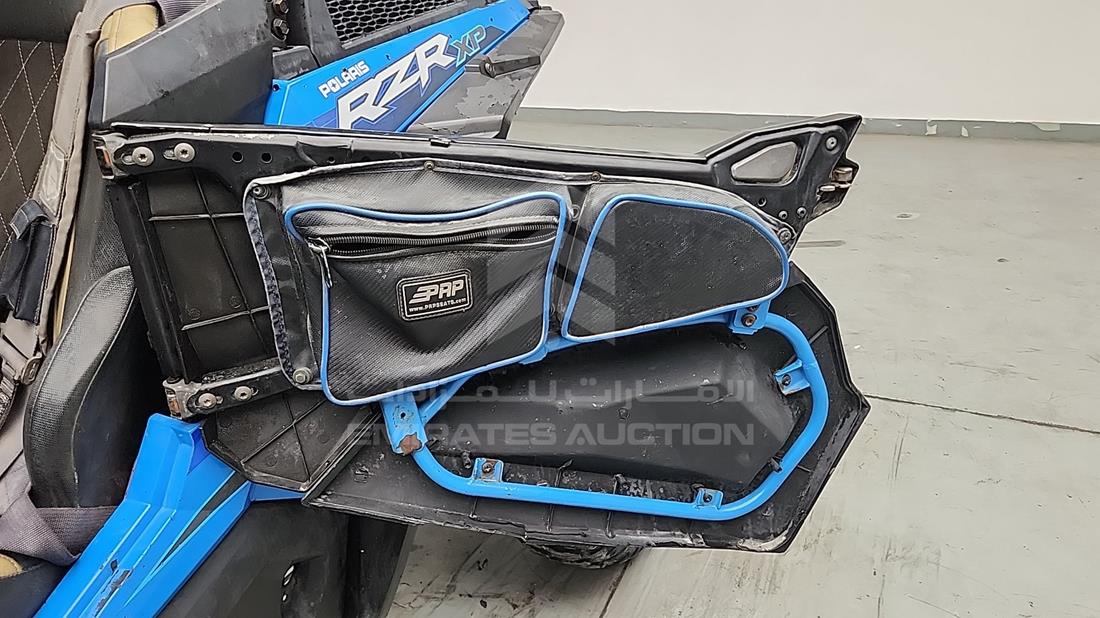 بولاريس RZR 1000CC 2023 — الباب الأمامي الأيسر — صورة 12