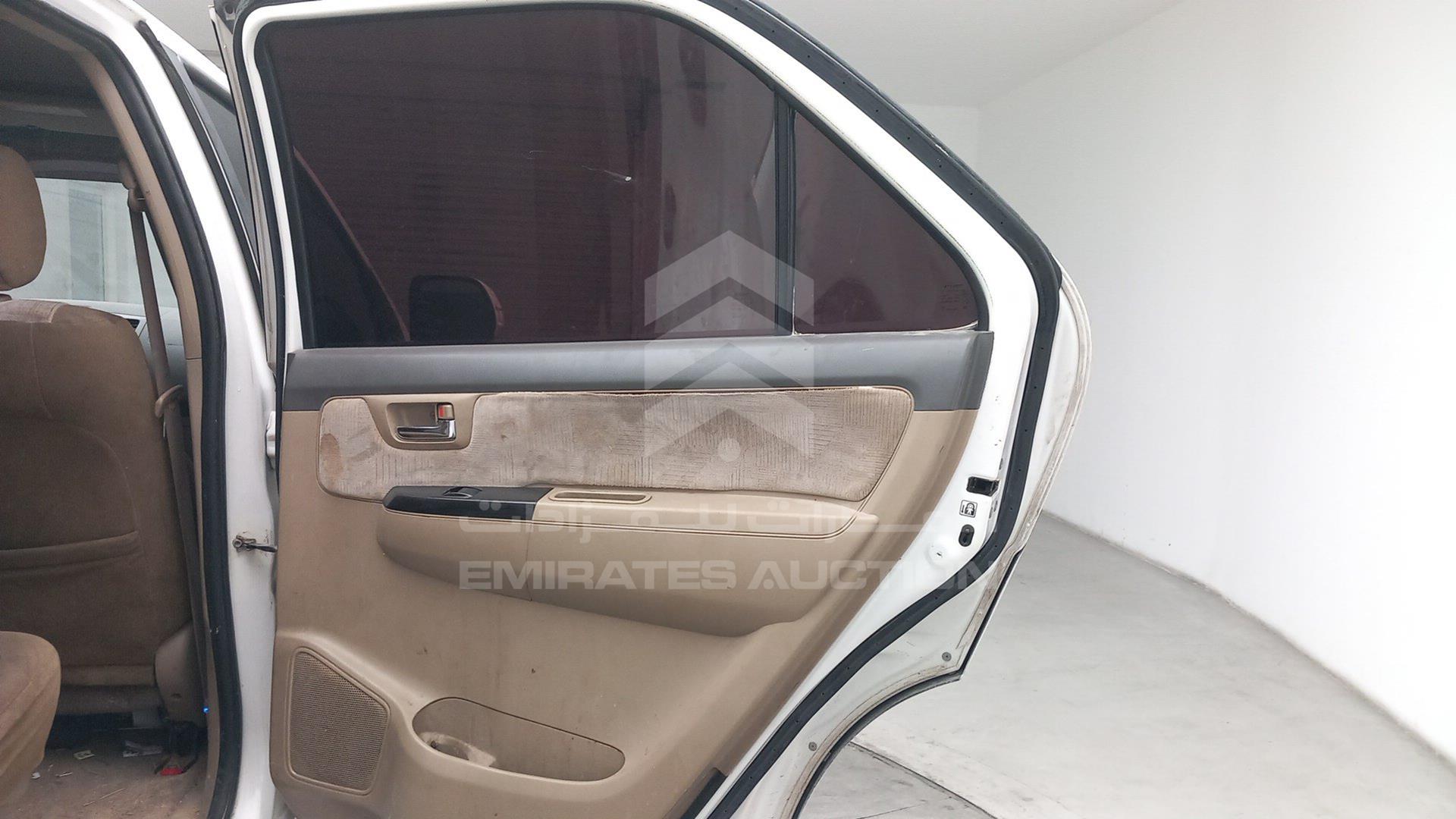 2014 TOYOTA FORTUNER VIN: MHFYU59G7E7032094