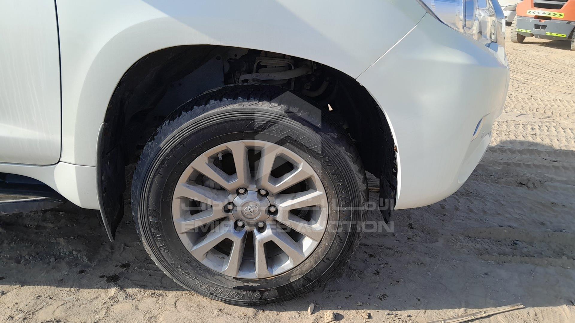 2018 TOYOTA PRADO VIN: JTEBU3FJ2JK146660