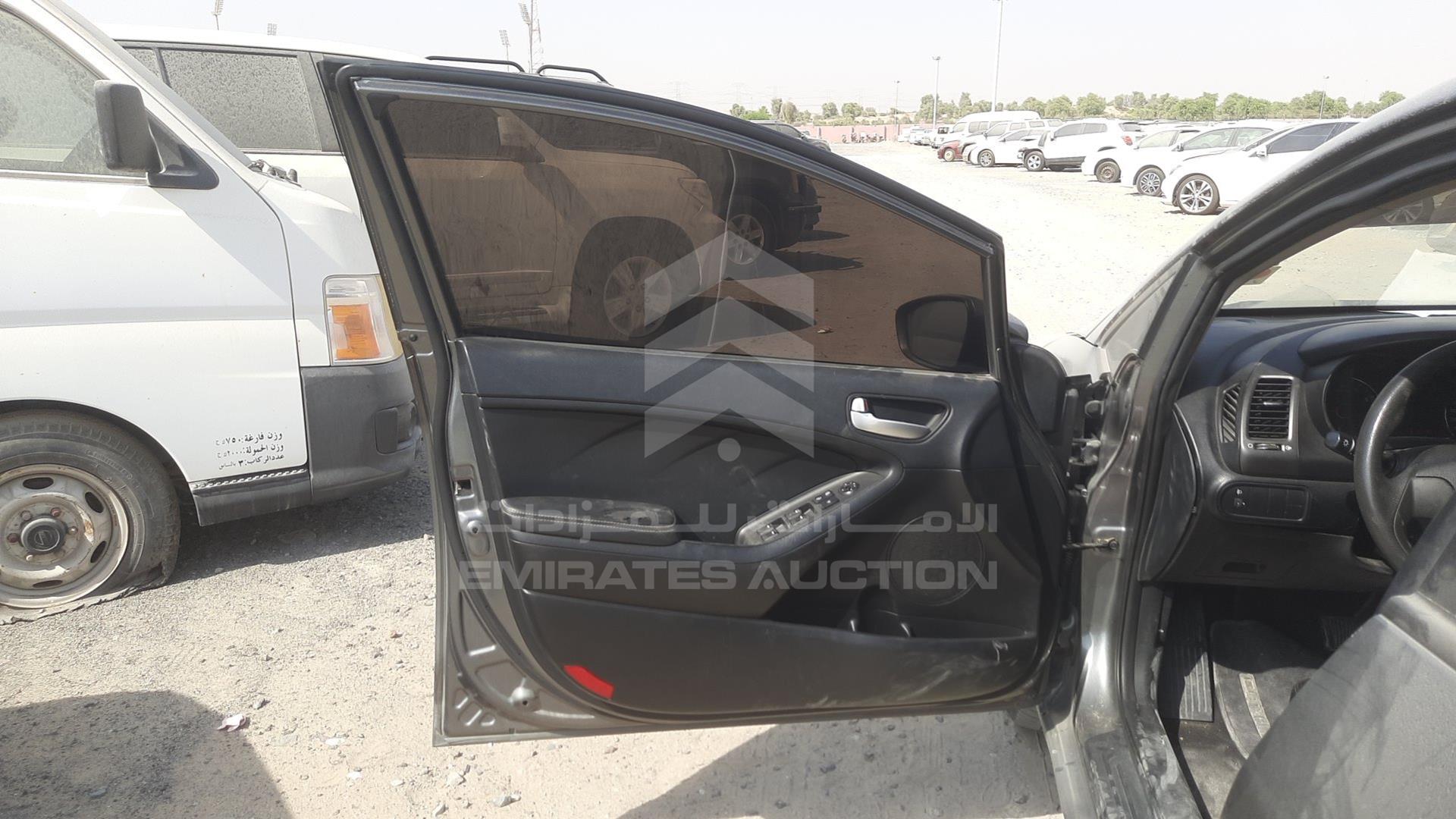 2016 KIA CERATO VIN: KNAFK4170G5553894