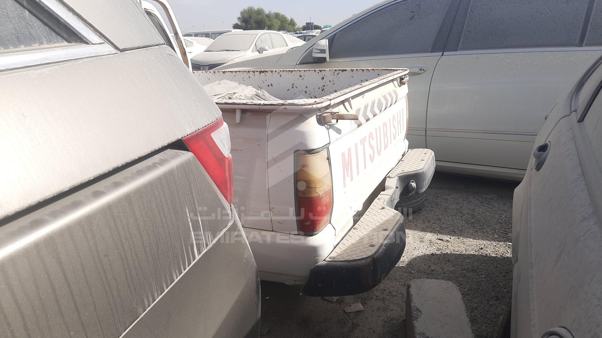 2001 MITSUBISHI L 200 VIN: JMYJNK1201P700268