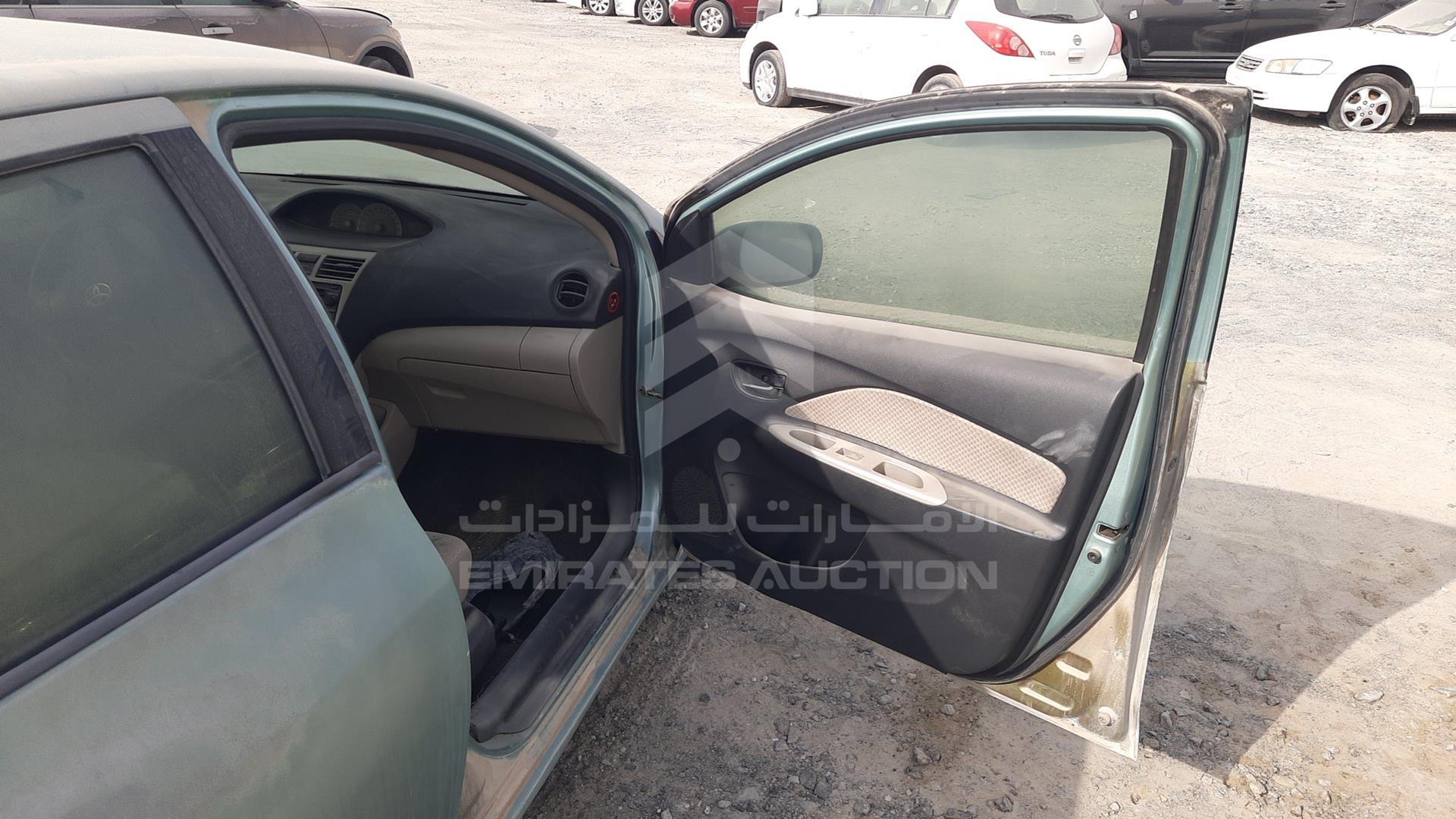 2006 TOYOTA YARIS VIN: JTDBW923661022350