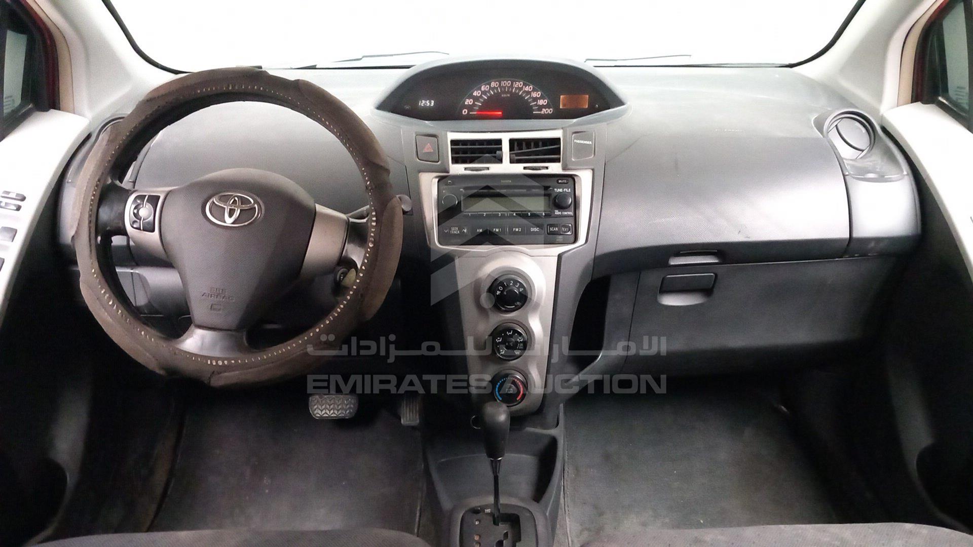 2009 TOYOTA YARIS VIN: JTDKW923995117837