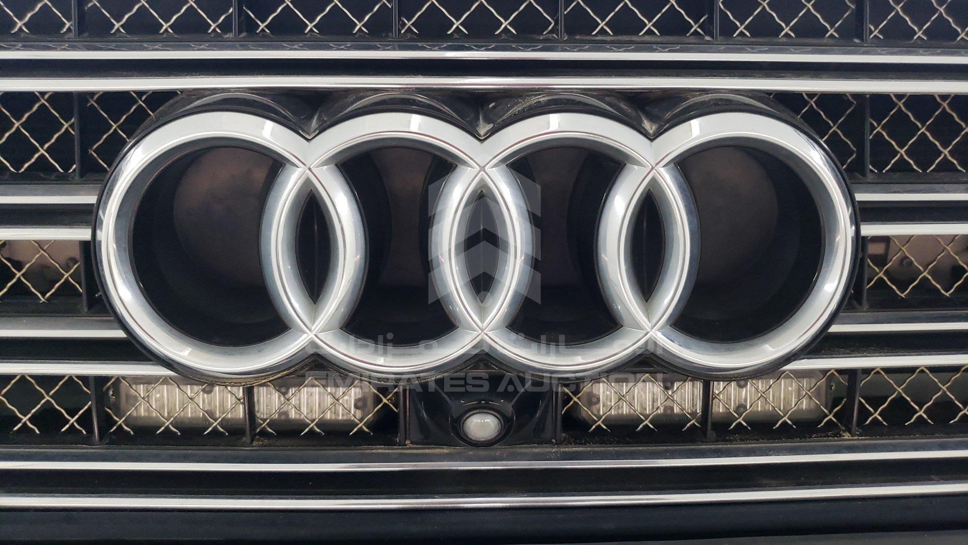 WAUR4B4H5CN012950 - 2012 Audi A8 - #353160