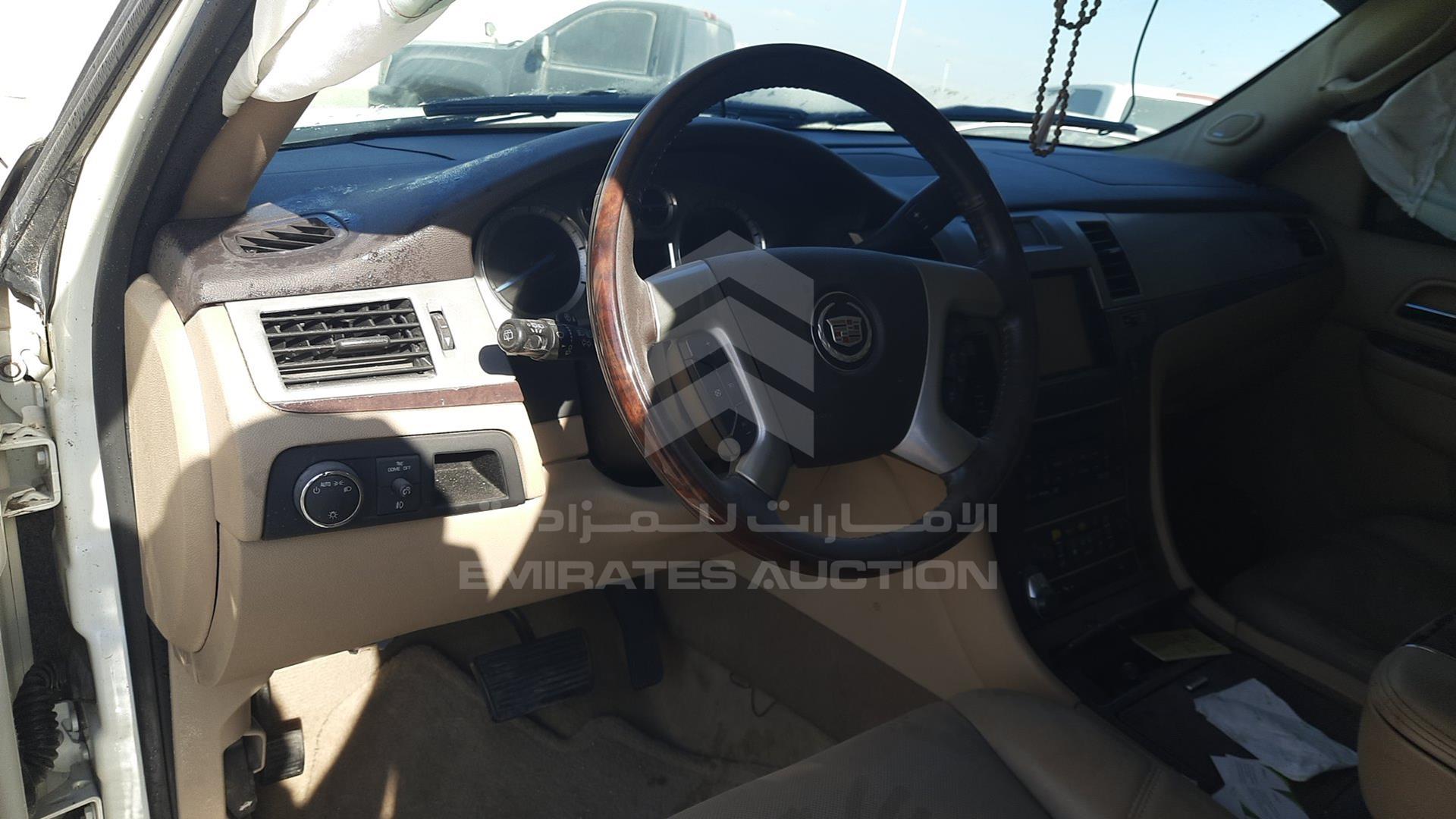 2014 CADILLAC ESCALADE VIN: 1GYS47EF1ER228959