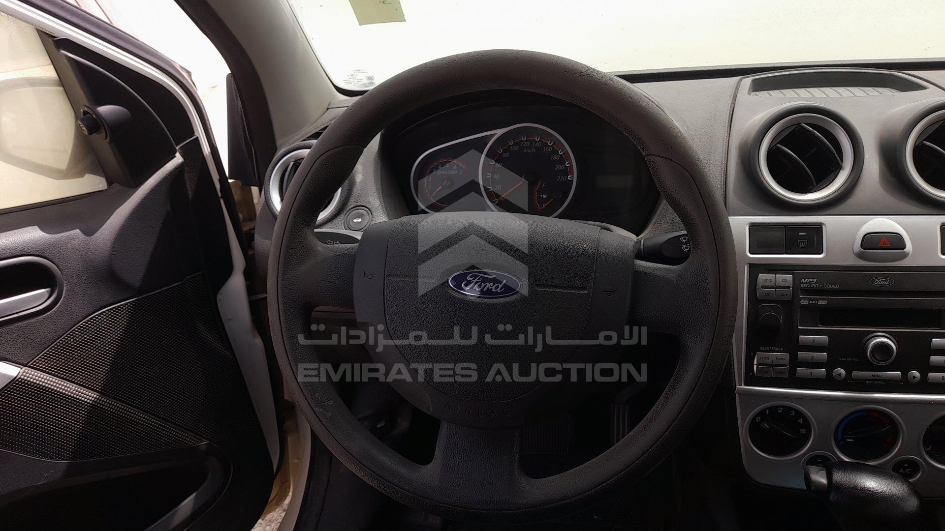 MAJTJ2ZD3FAK04666 - 2015 Ford Figo - #425270