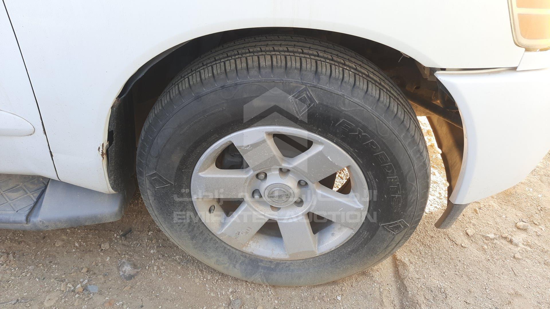 2005 NISSAN ARMADA VIN: 5N1AA08B05N729936
