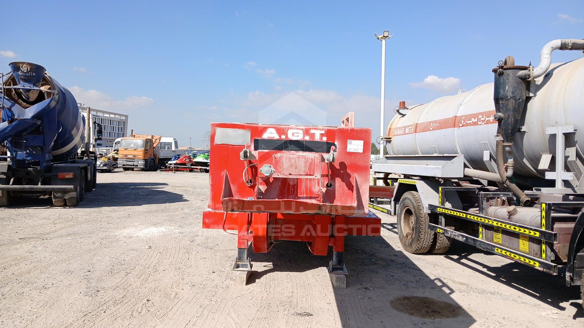 2008 LOW BED 2 AXLES VIN: 08027545LB818