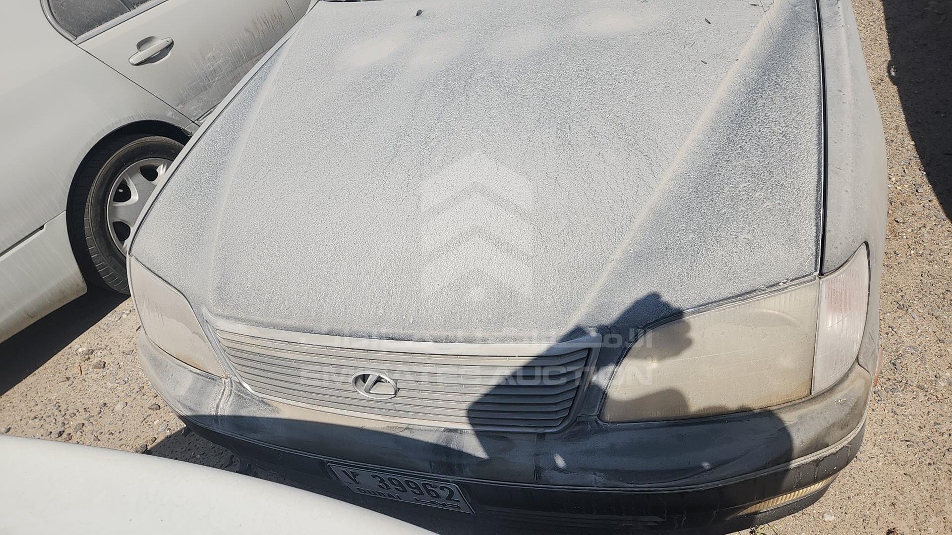 1999 LEXUS LS400 VIN: JT8BH28F5X0160499