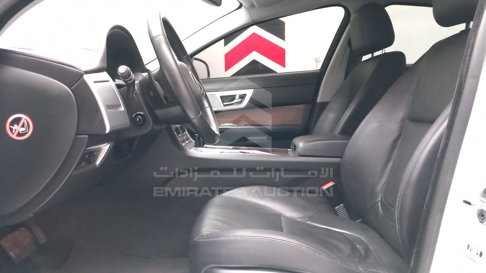 2015 JAGUAR XF VIN: SAJAA05NXFPU68552
