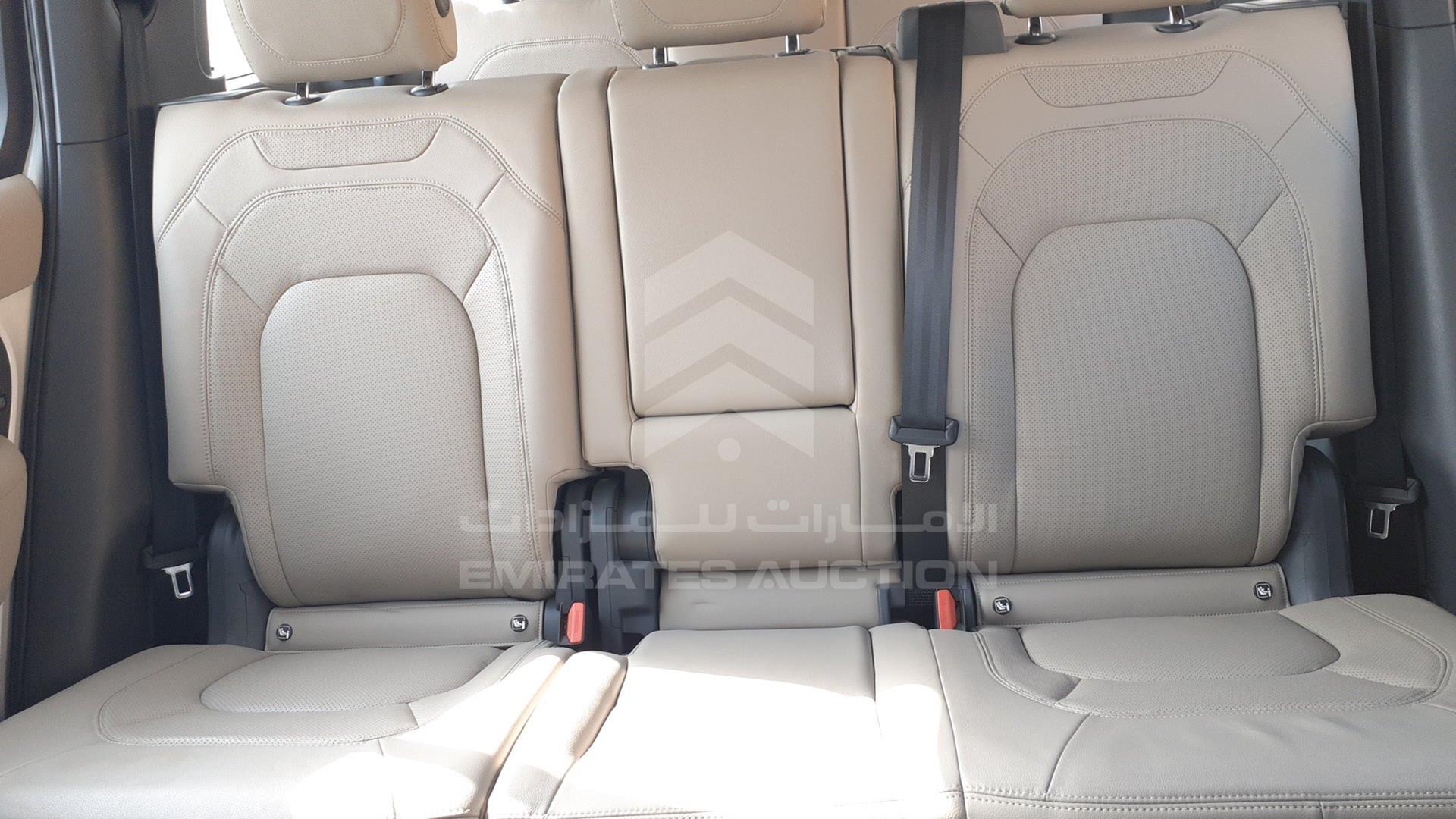 2023 LAND ROVER DEFENDER VIN: SALEA8BU5P2178107