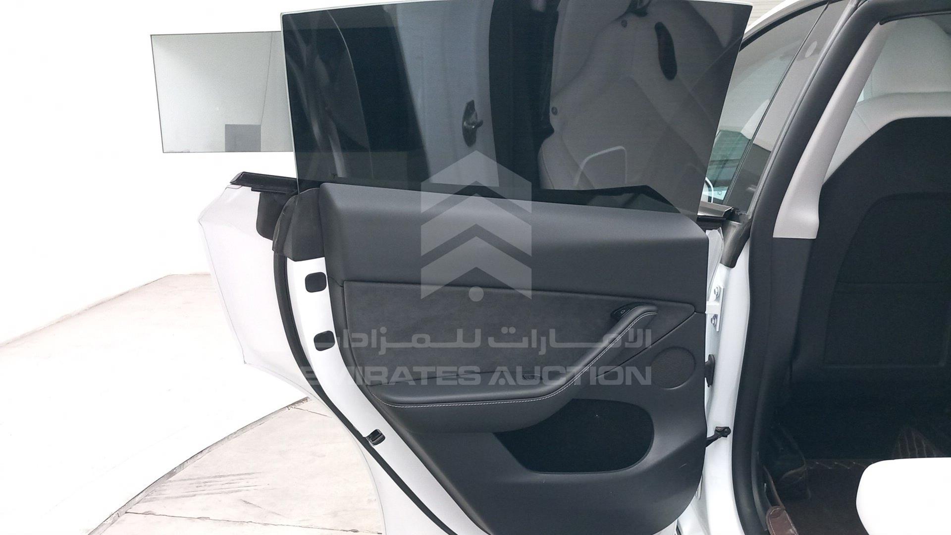 2023 TESLA MODEL Y VIN: LRWYGCFS1NC571914