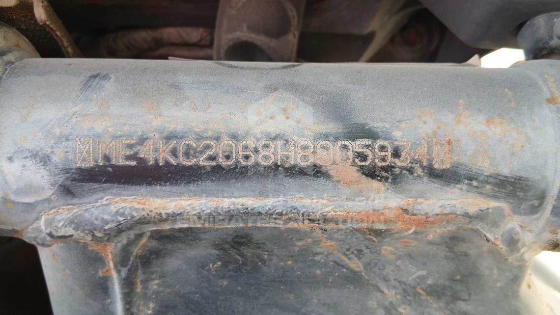 5 Motorbikes — VIN on Frame — Photo 2