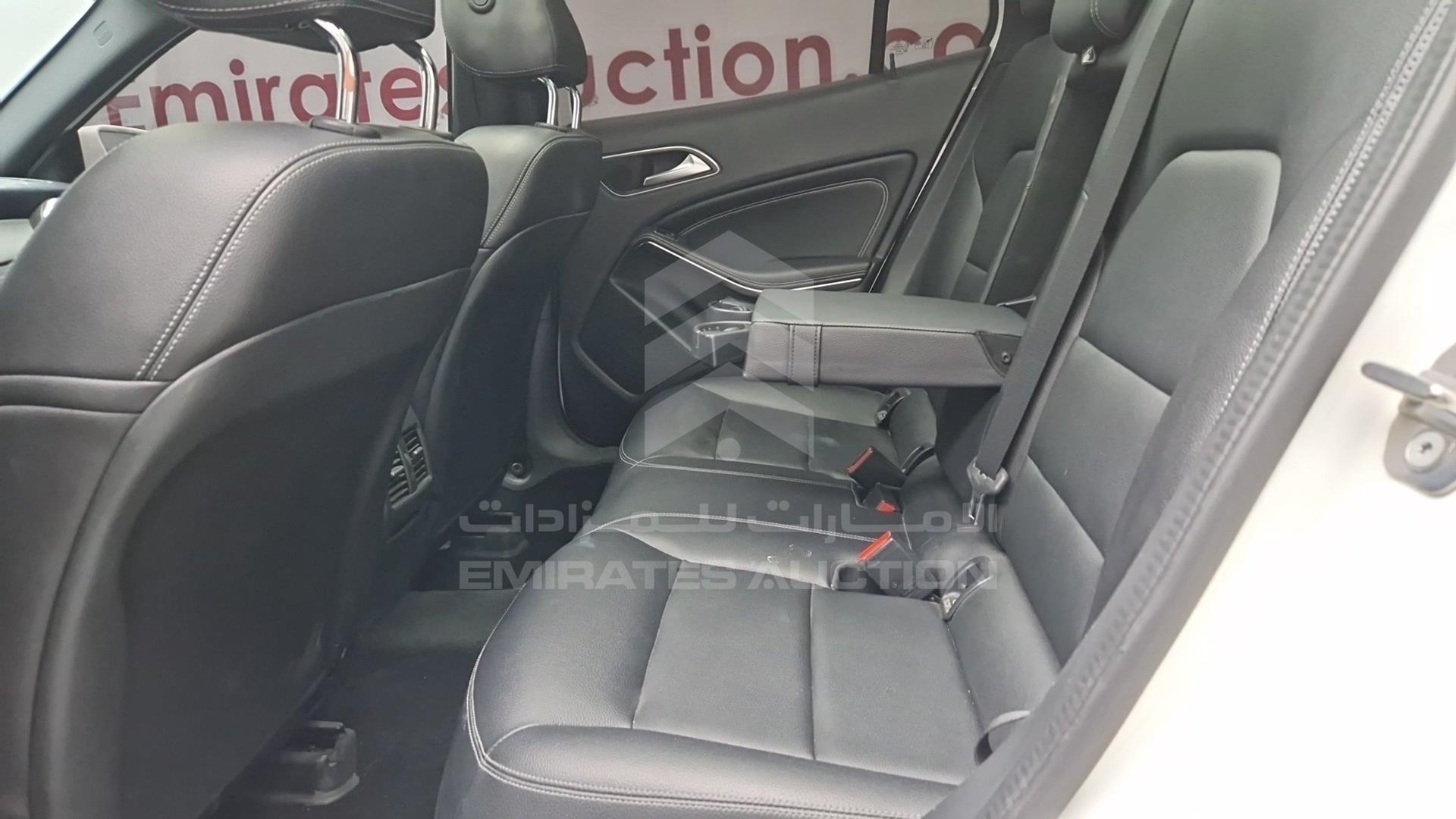 2019 MERCEDES GLA 250 VIN: WDCTG4GB9KJ563885