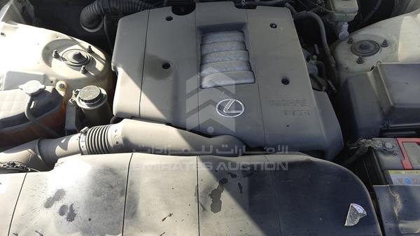 Lexus LS400 1999 JT8BH28F9X0150462 Image 21