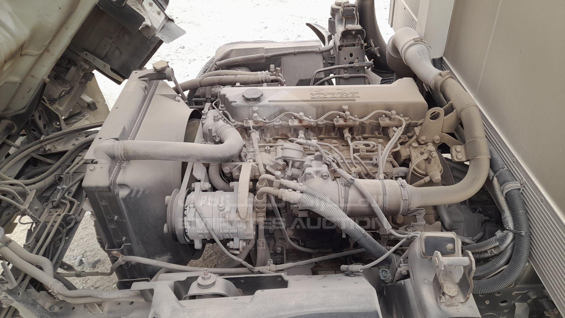 2017 ISUZU NPR VIN: JAAKP34H4H7P07991