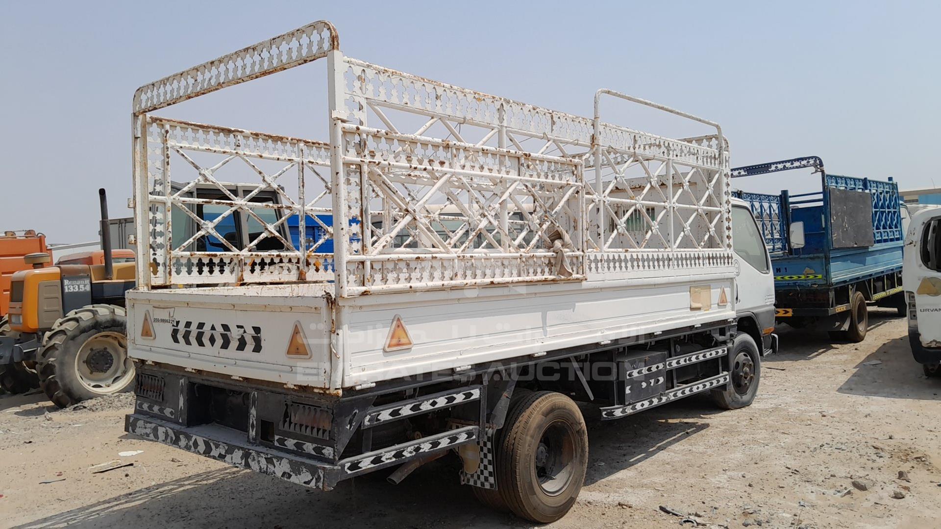0 MITSUBISHI CANTER VIN: JMBFE539E0KU00025