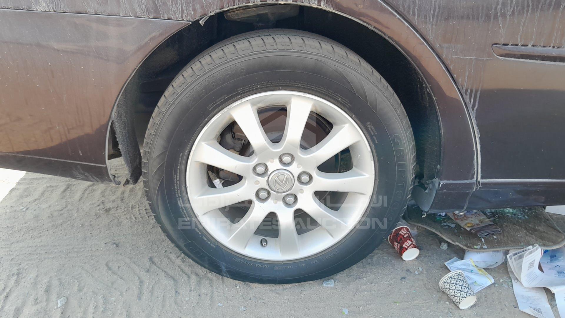 2006 LEXUS ES 300 VIN: JTHBF30GX66033832