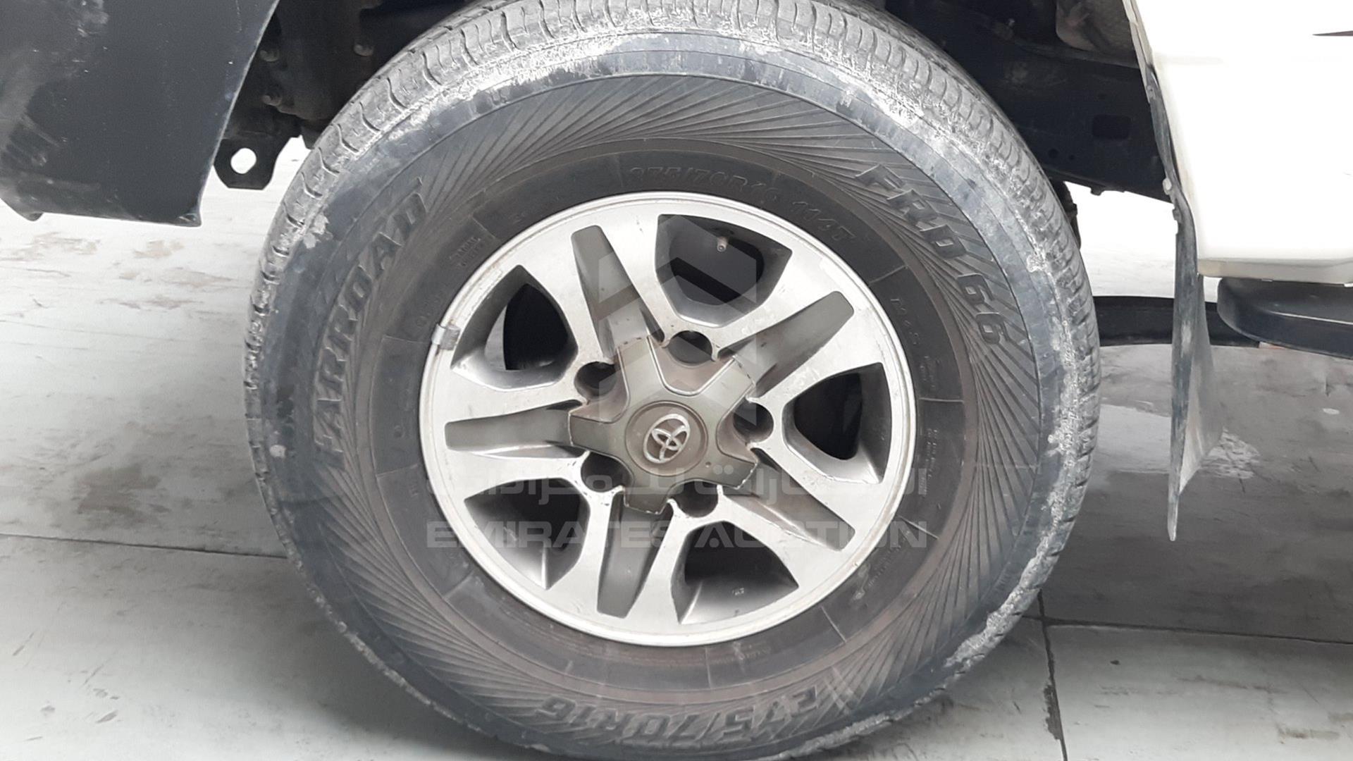 2010 TOYOTA LAND CRUISER VIN: JTFLU71J6A4302704