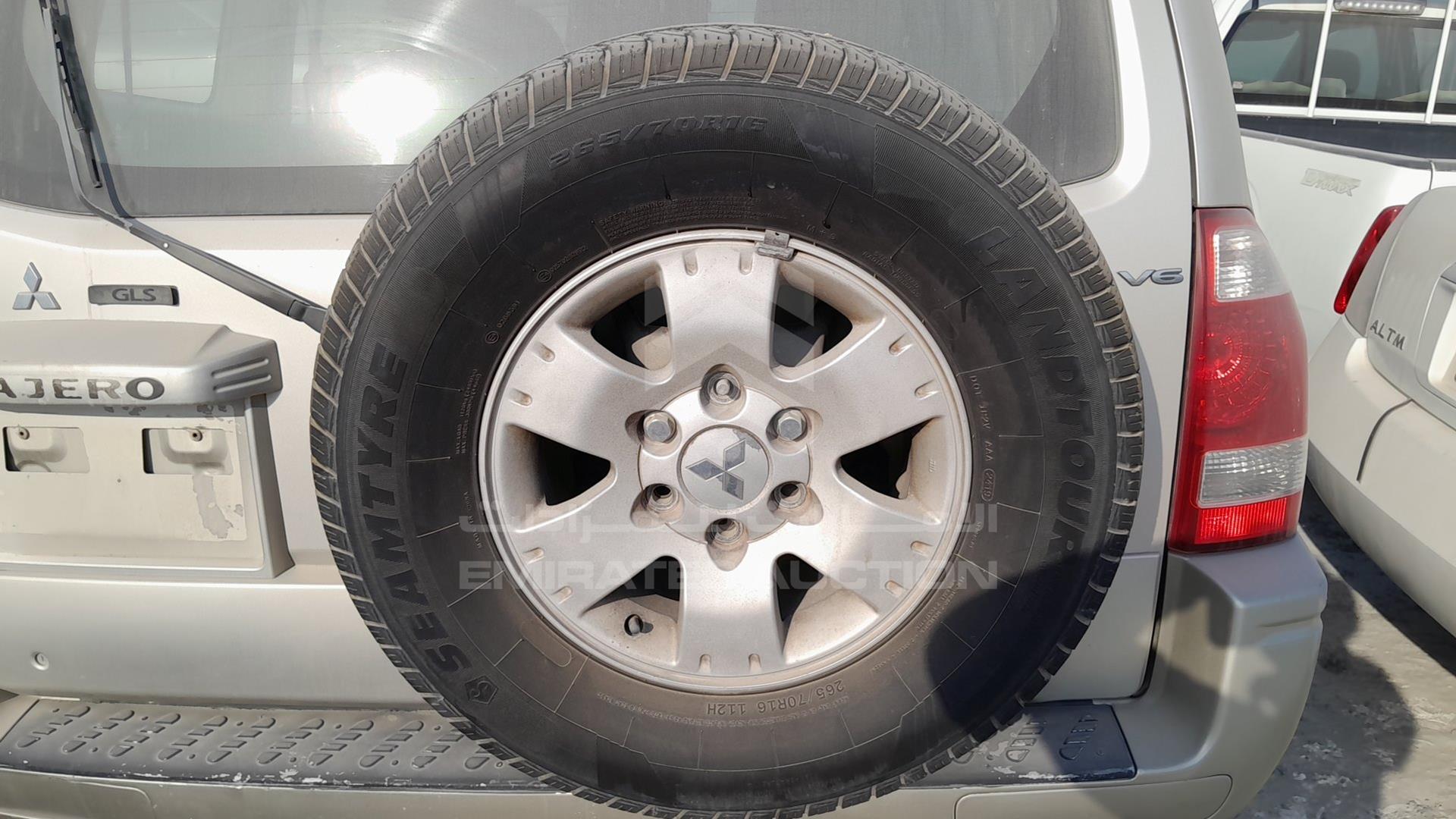 2006 MITSUBISHI PAJERO VIN: JMYLRV73W6J713434