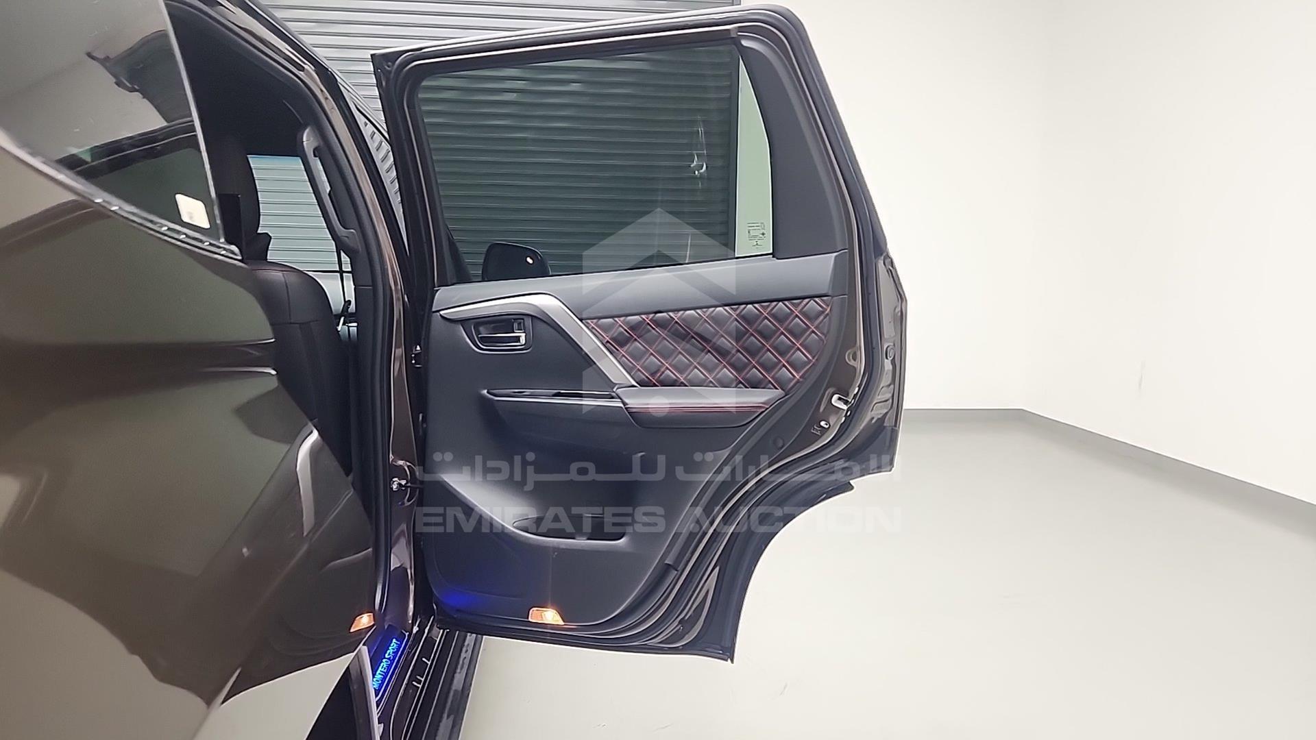 2020 MITSUBISHI MONTERO VIN: MMEMC21X7LH011094