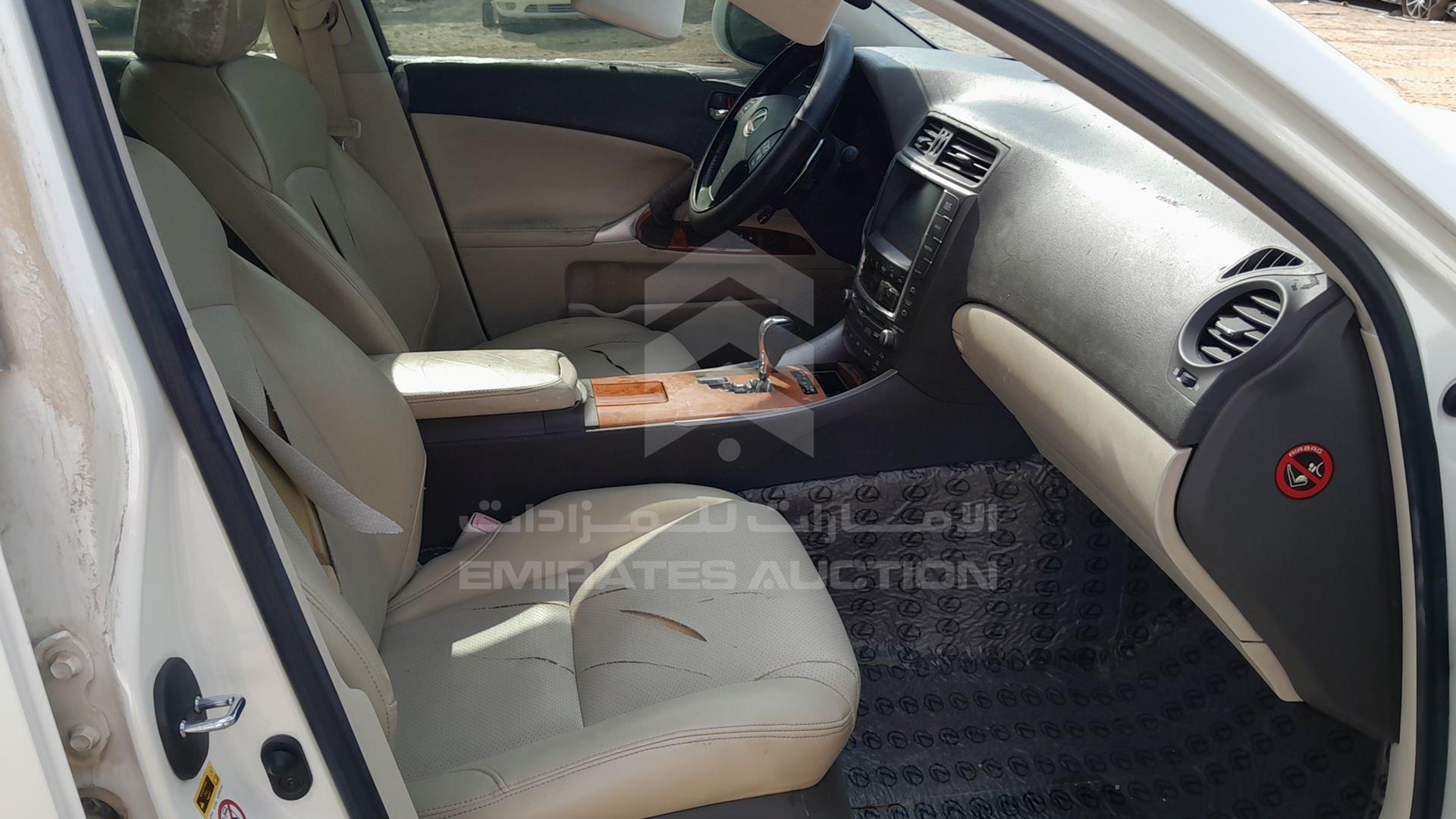 2009 LEXUS IS300 VIN: JTHBG262092018278