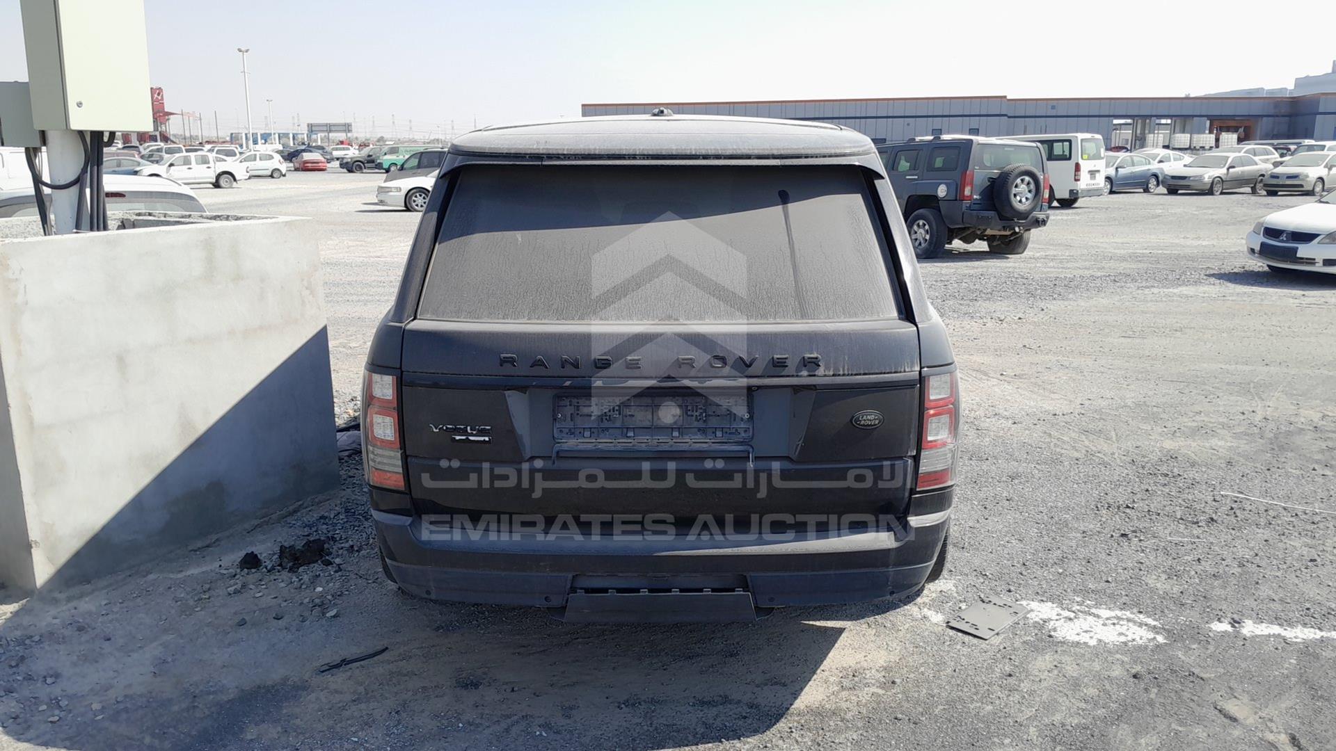 2014 RANGE ROVER VOGUE VIN: SALGA2EF8DA121114