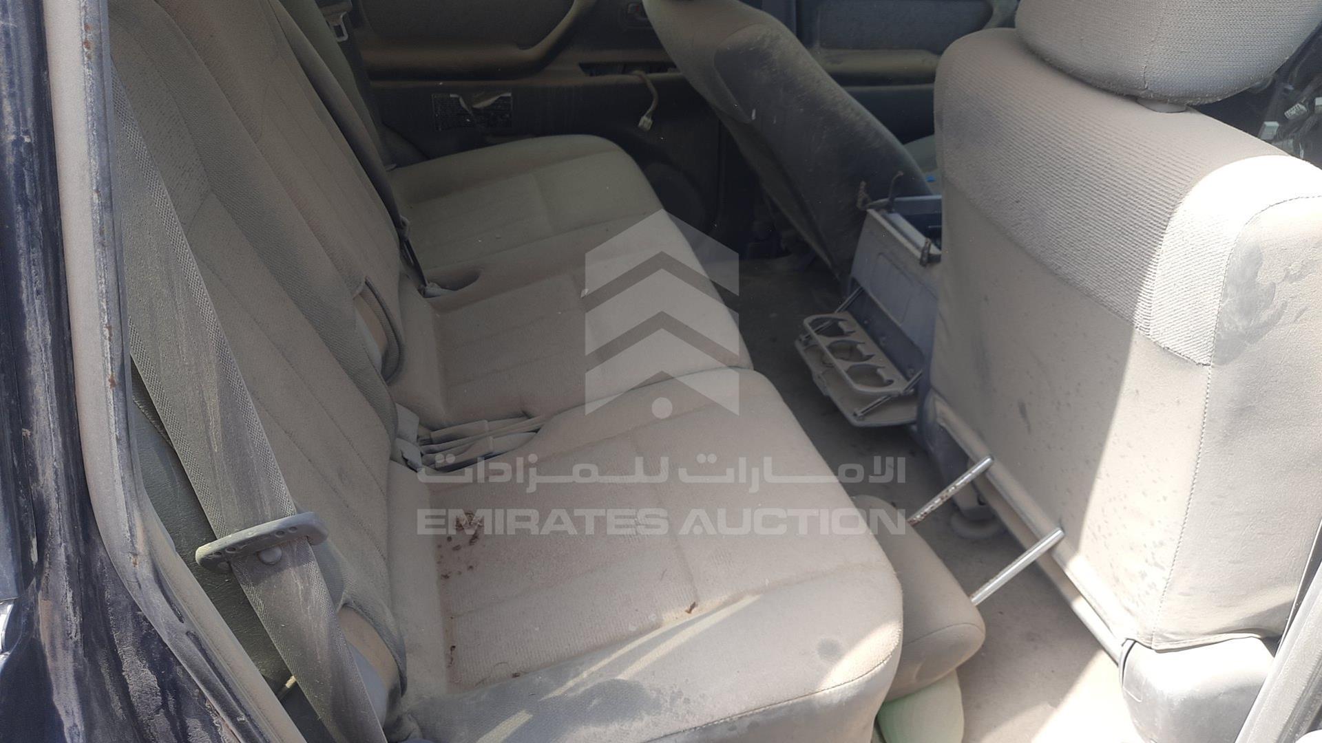 2004 TOYOTA LAND CRUISER VIN: JTECB09J543013541