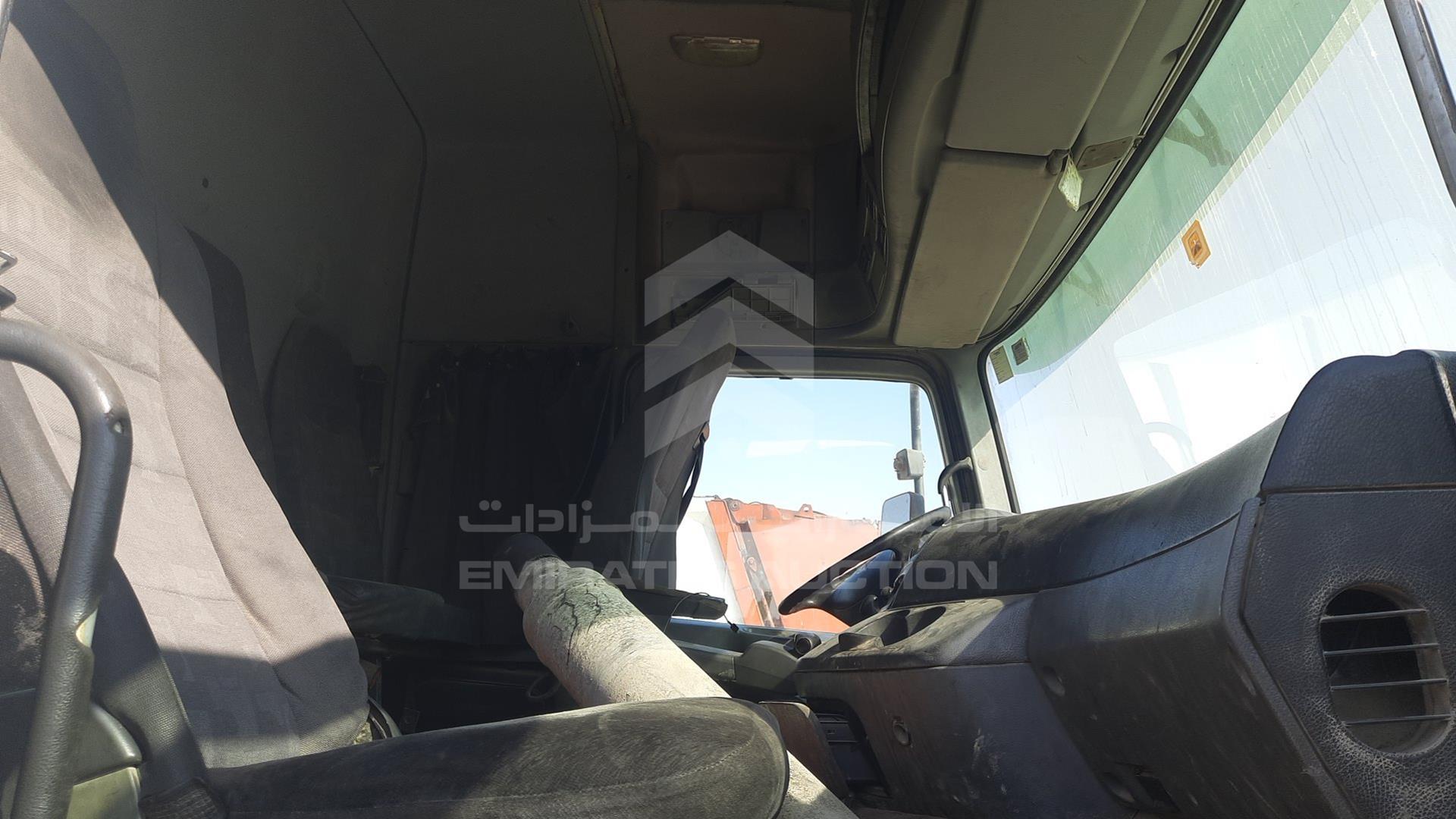 2008 MERCEDES ACTROS VIN: WDAKHCAA98L280329