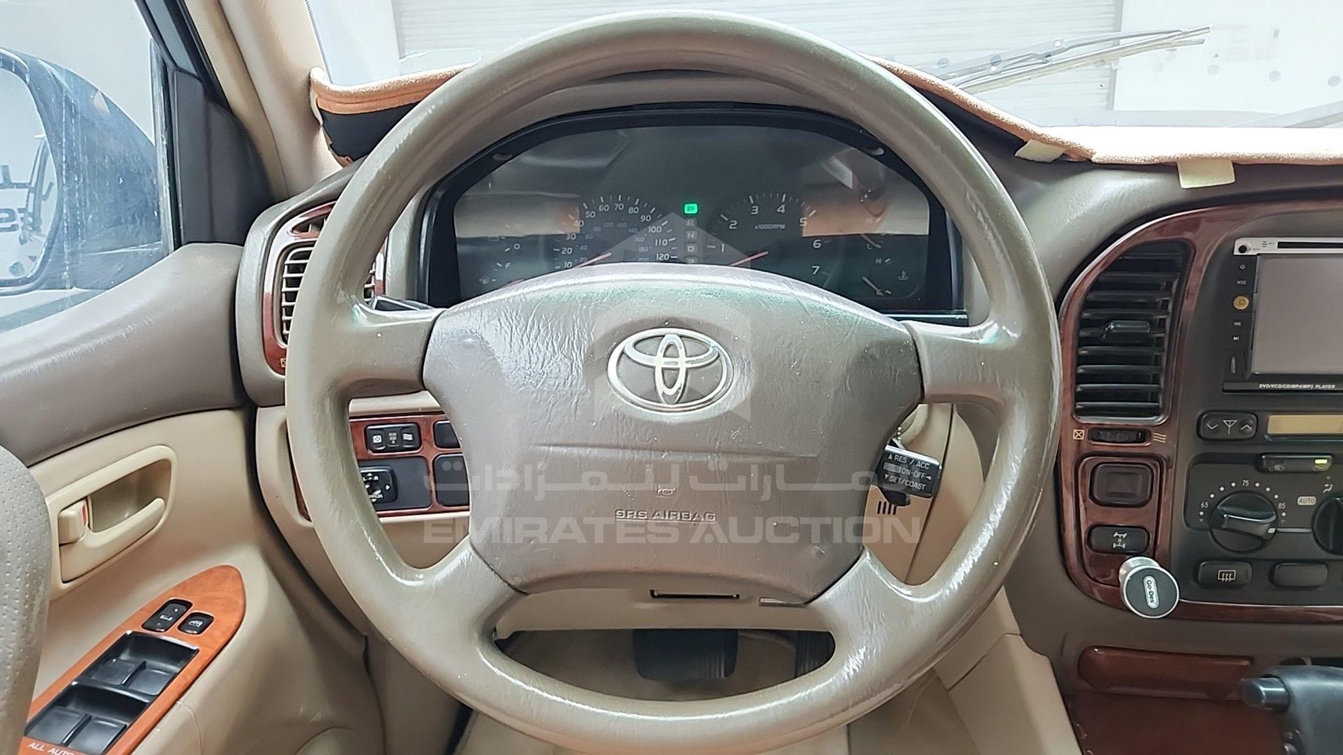 2001 TOYOTA LAND CRUISER VIN: JTEHT05J112007472