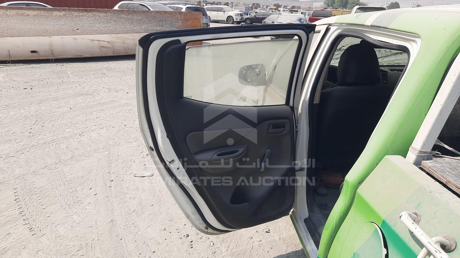 2016 MITSUBISHI L 200 VIN: MMBJNKJ40GH046712