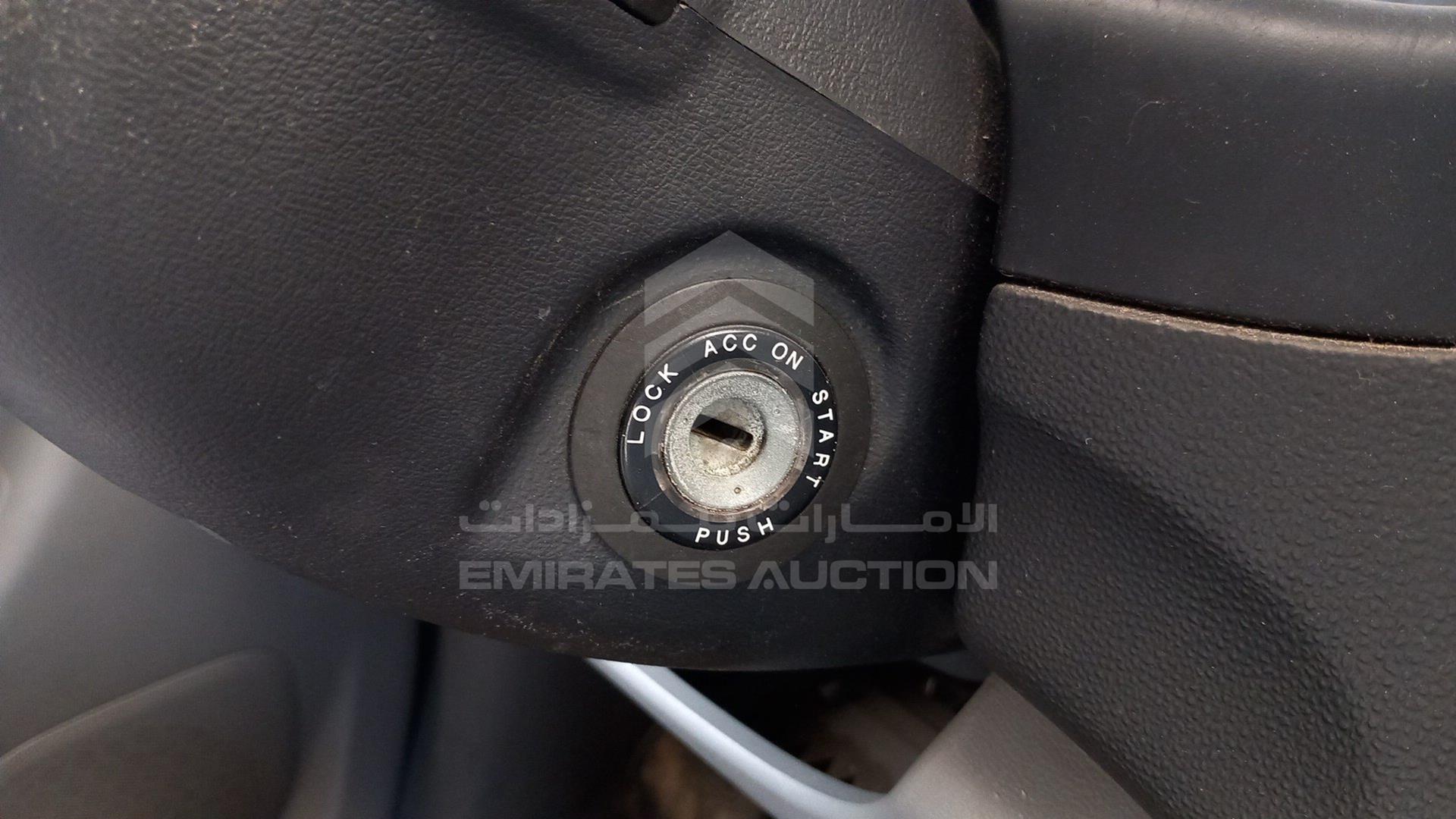 2016 HYUNDAI H1 VIN: KMHWG81R0GU733522