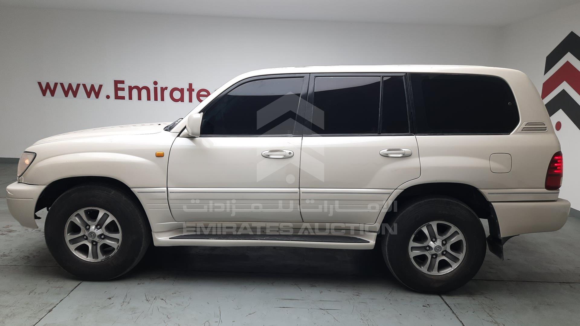 2004 LEXUS LX 470 VIN: JTJHT00W543537432