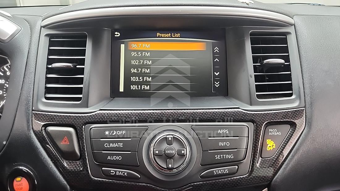 2020 Nissan Pathfinder — Entertainment Systems & Camera Monitor & Navigation — Photo 19