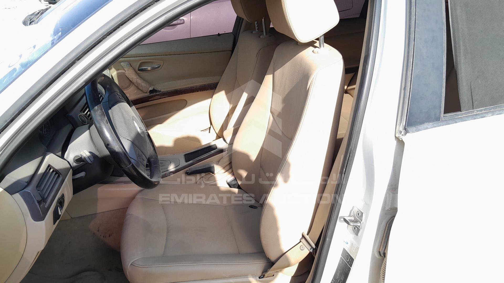 2011 BMW 320I VIN: WBAPG5105BA846365