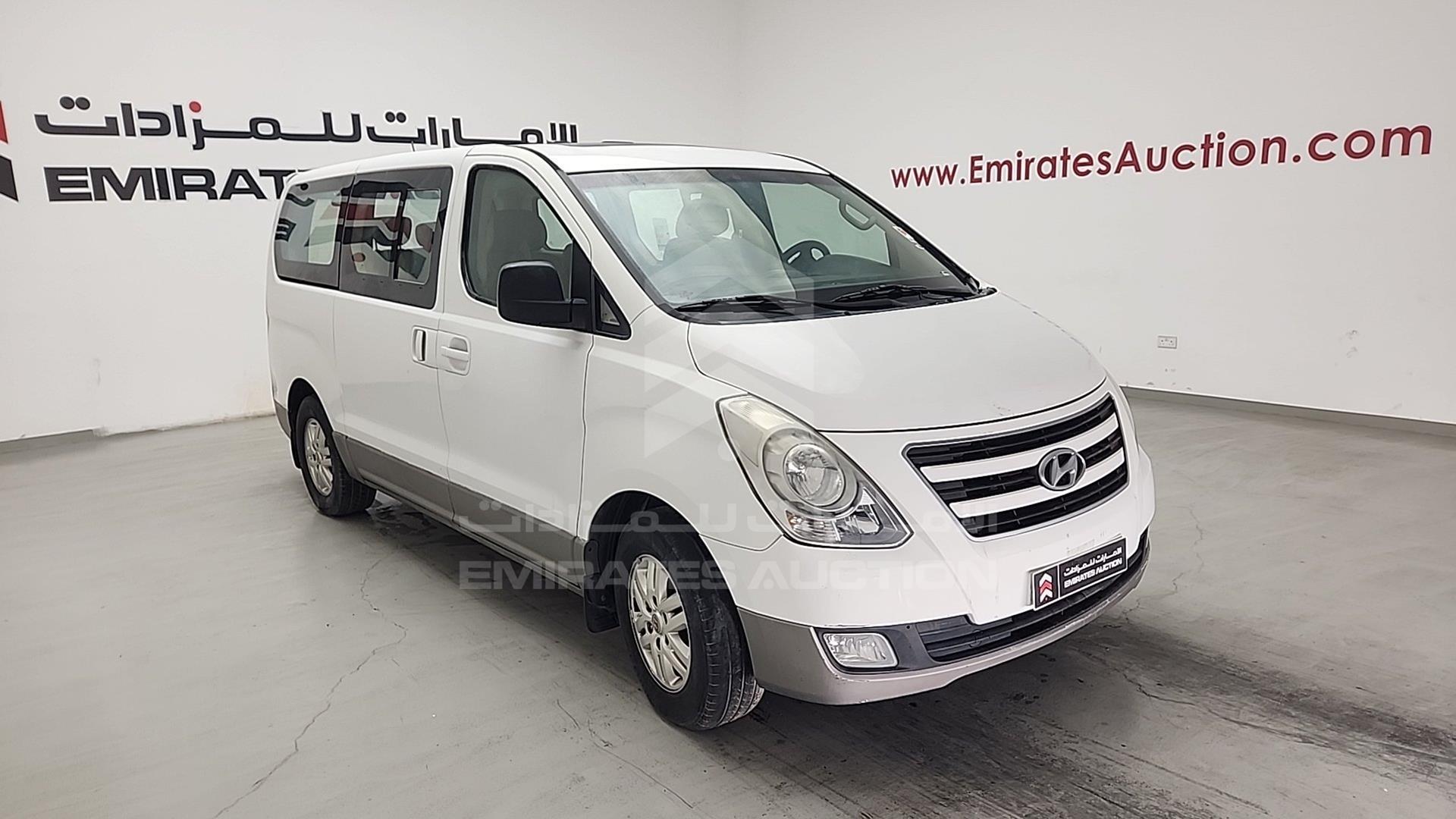 2018 HYUNDAI H1 VIN: KMJWA37R0JU946956
