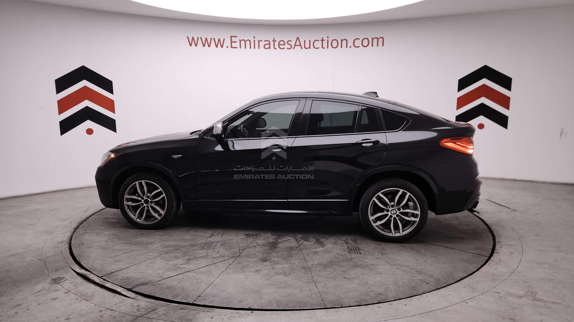 2018 BMW X4 VIN: 5UXXW7C50J0W64263