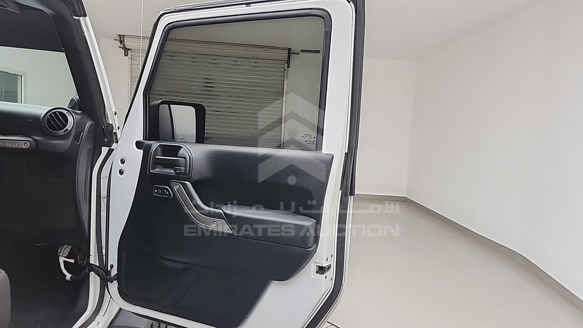 2014 JEEP WRANGLER / VIN: 1C4BJWAG7EL135955