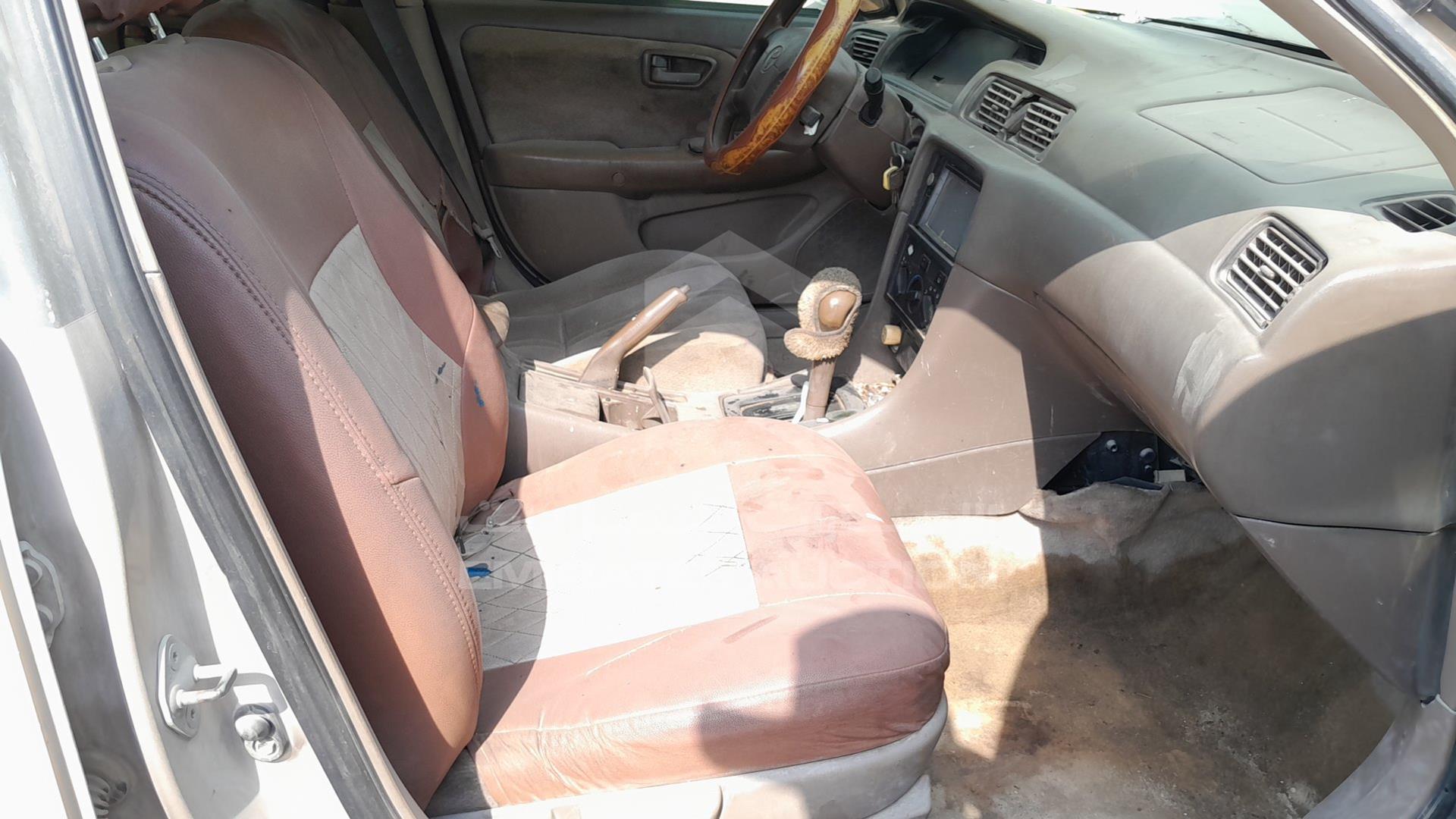 2001 TOYOTA CAMRY VIN: 4T1BG22K91U061268
