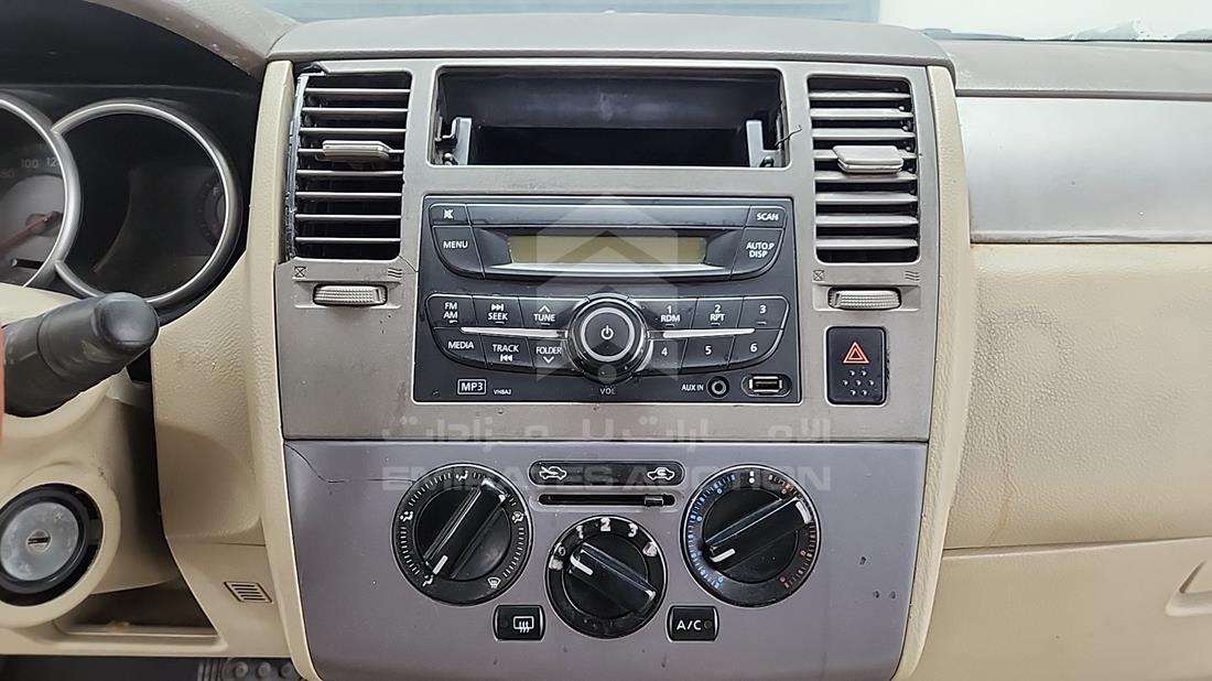 2008 Nissan Tiida — Entertainment Systems & Camera Monitor & Navigation — Photo 13