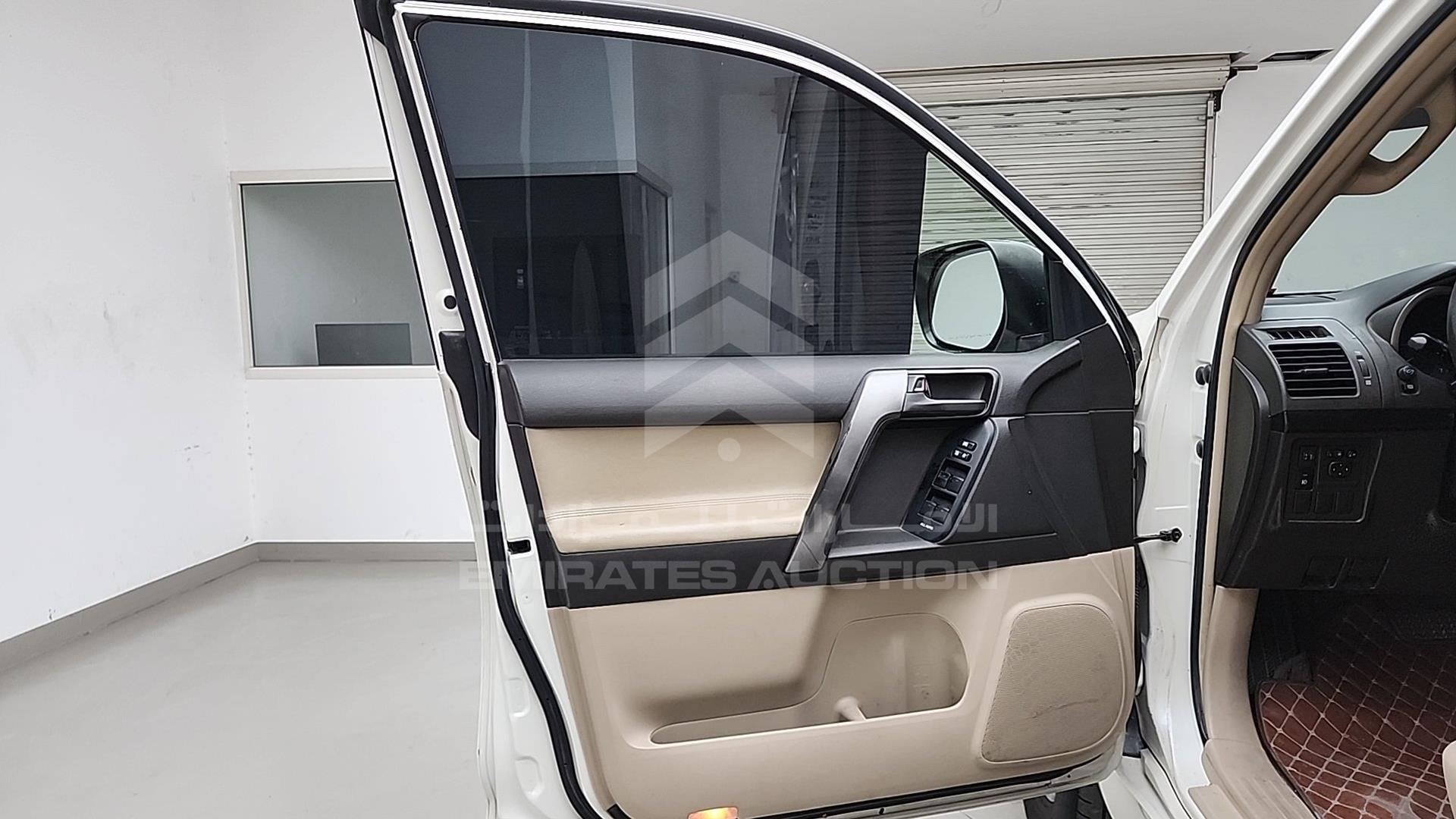 2012 TOYOTA PRADO VIN: JTEBU9FJ4CK035985
