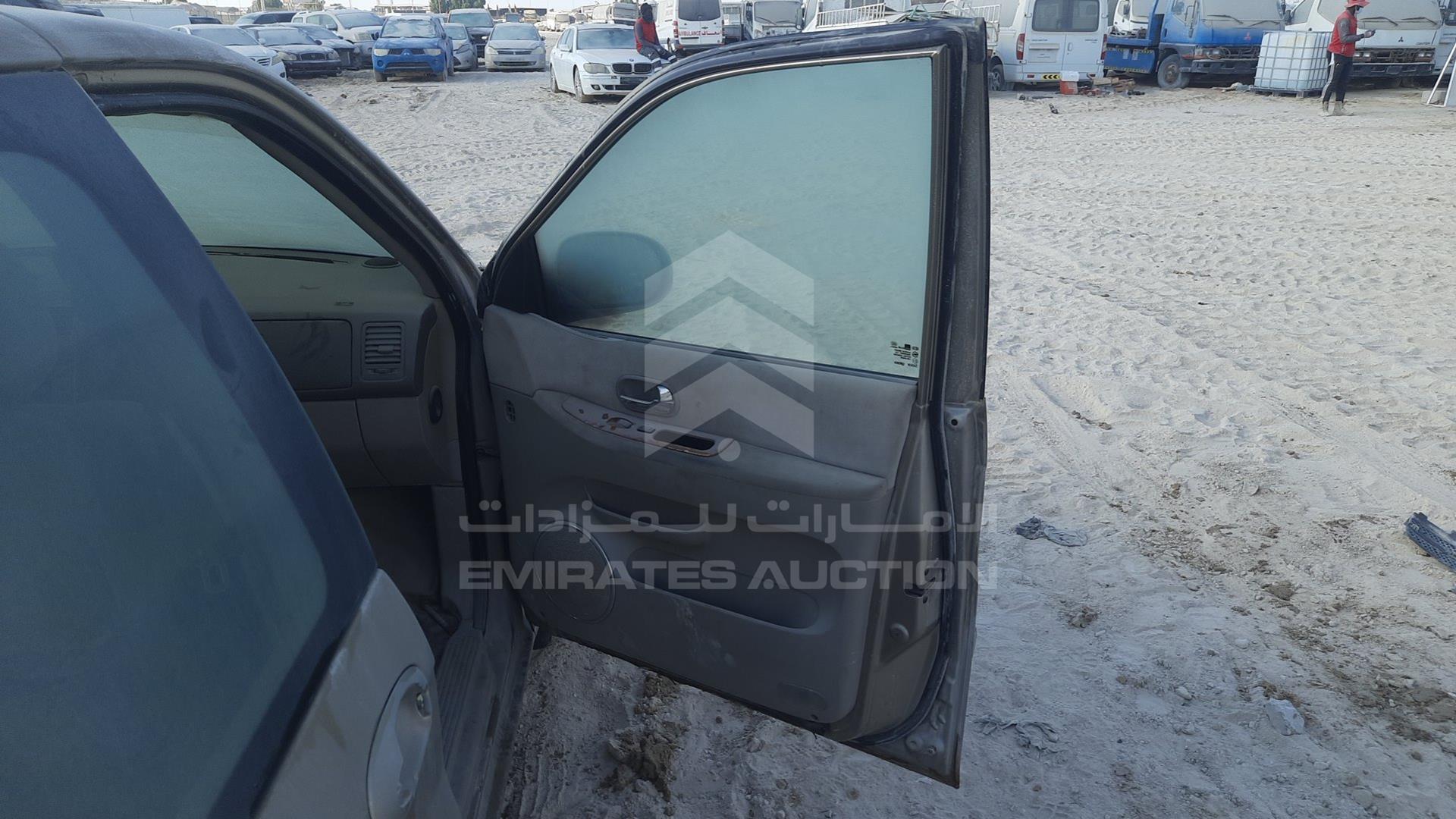 2005 KIA CARNIVAL VIN: KNAUP752856684958