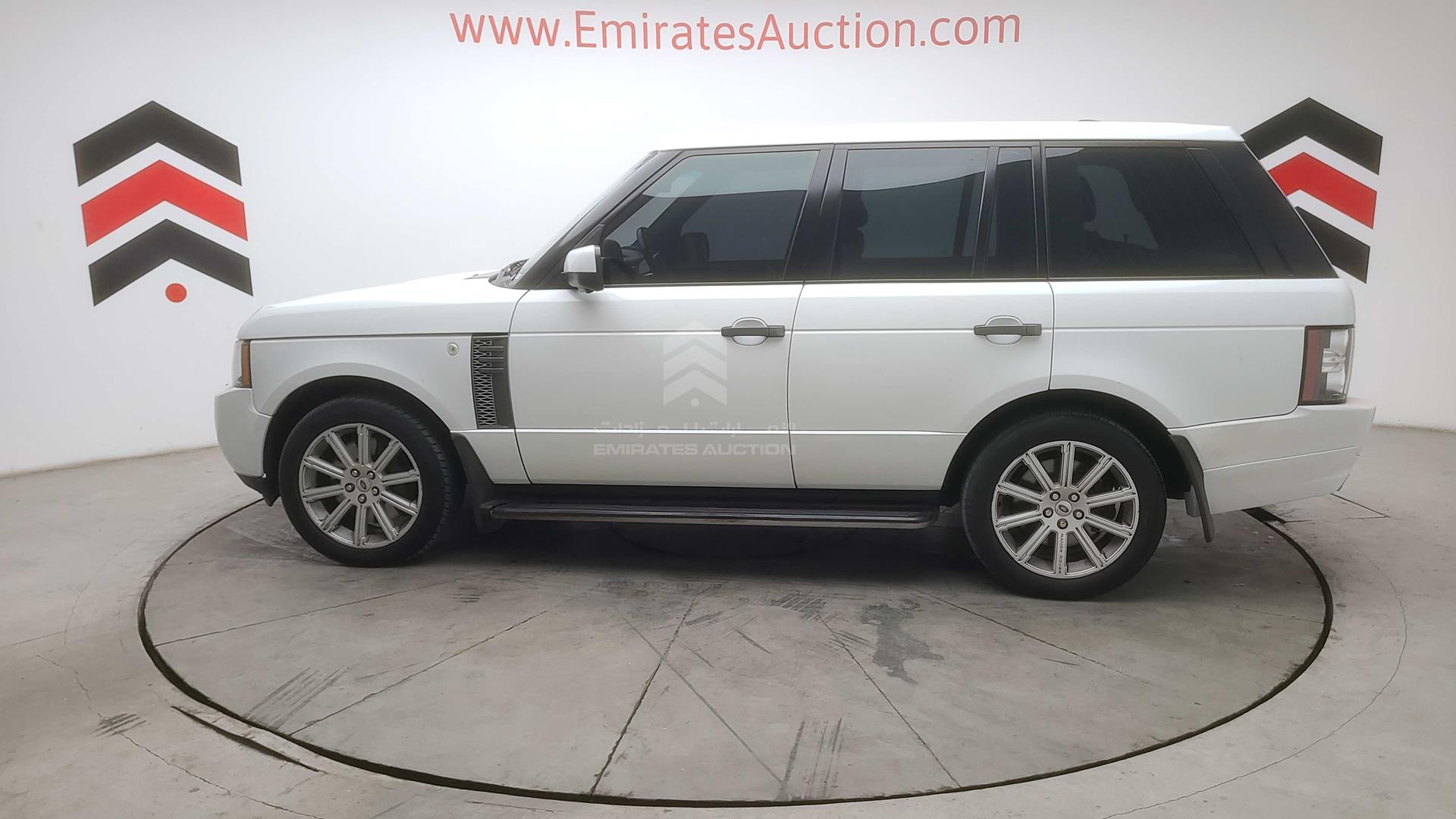 2011 RANGE ROVER VOGUE VIN: SALLMAME4BA346562